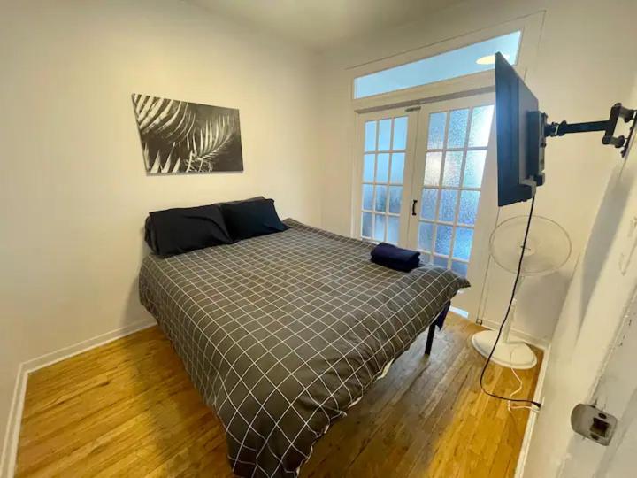 Full Kitchen 300 week Room B