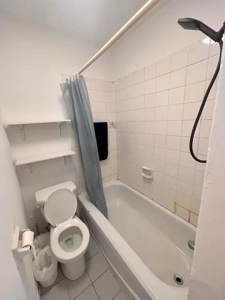 Full Kitchen 300 week Room B