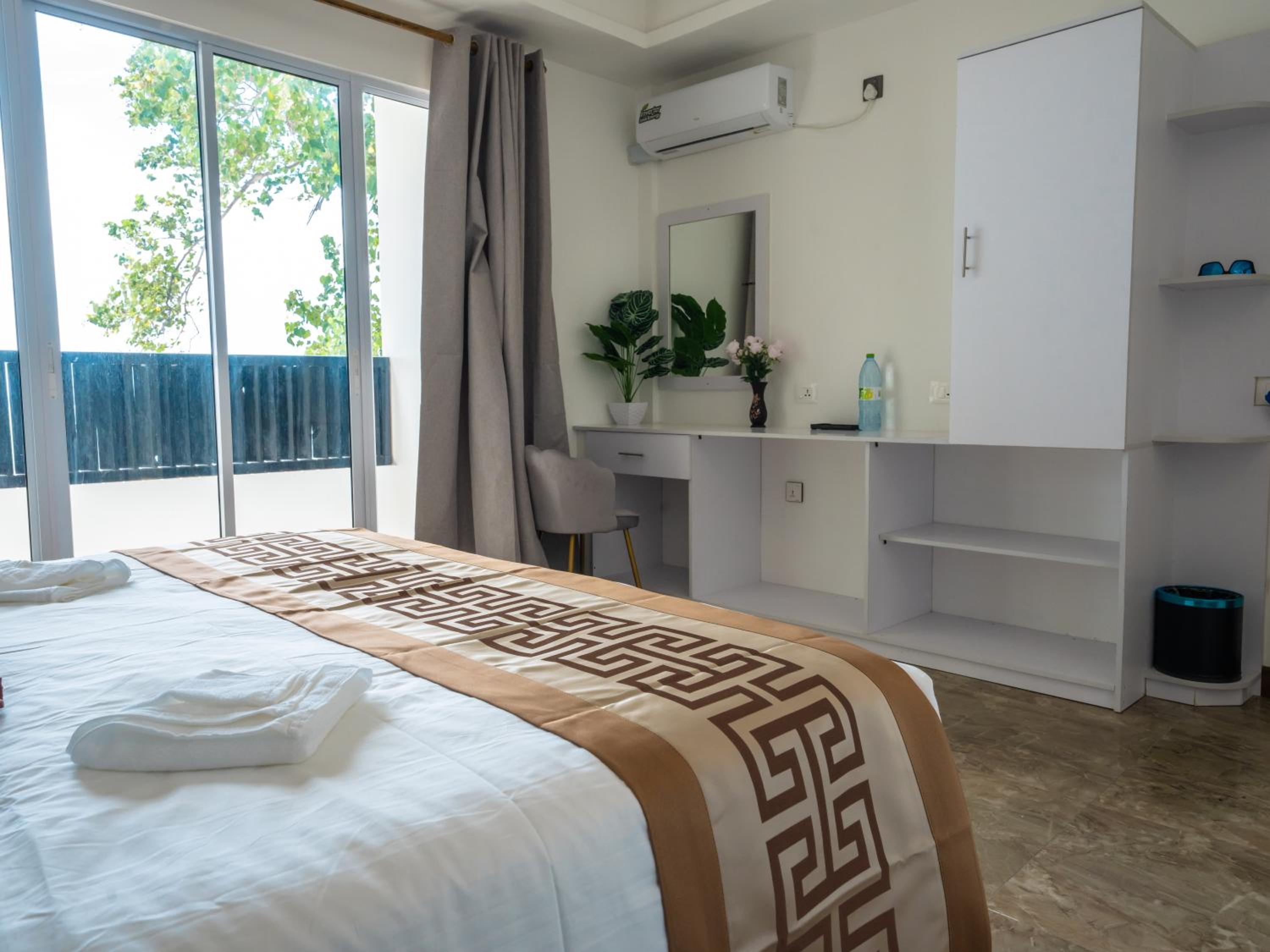 Whales Lodge photo 5