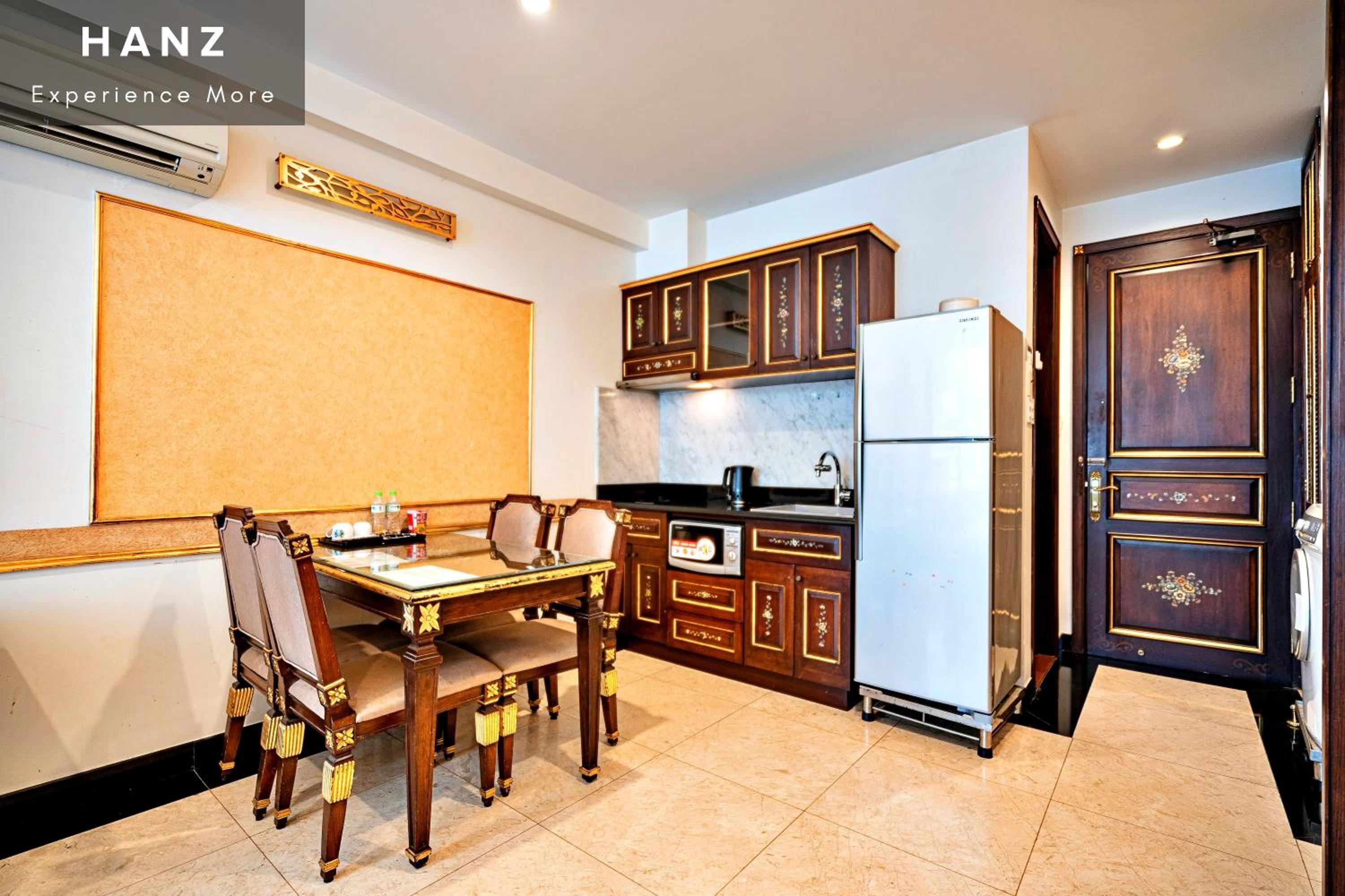 HANZ Business Suite 345AB Tran Hung Dao Street
