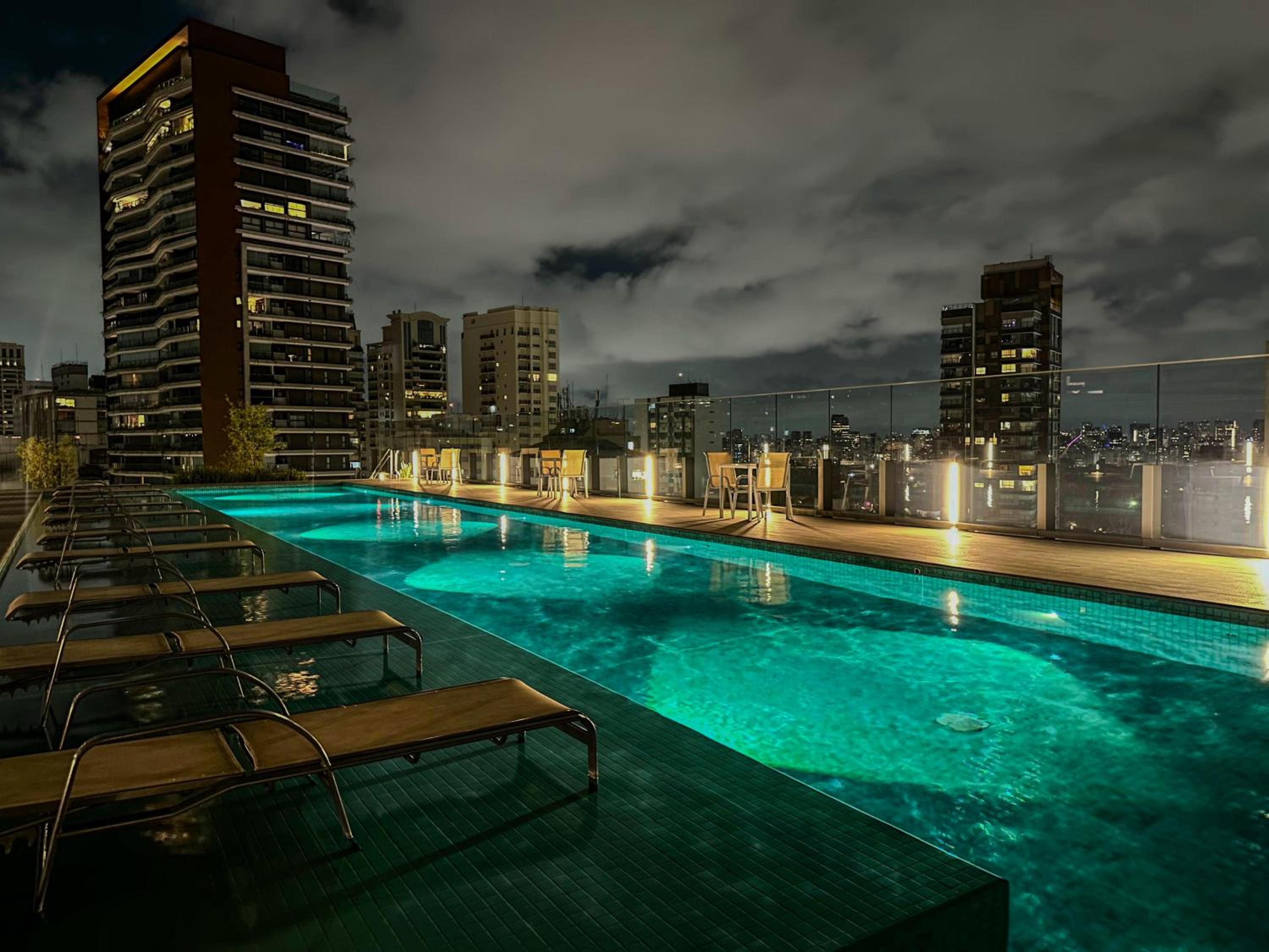 Studio Jardins 22°andar: Vista, Academia e Piscina