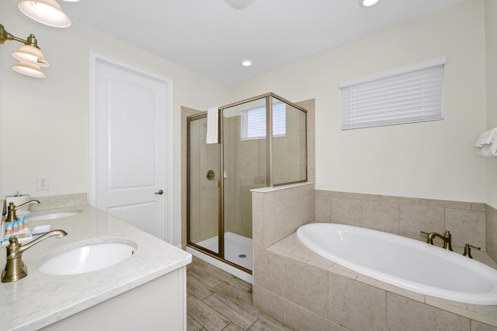 Dreamy Cottage Near Disney With Margaritaville Resort & Island H2O Access - 8069Kd