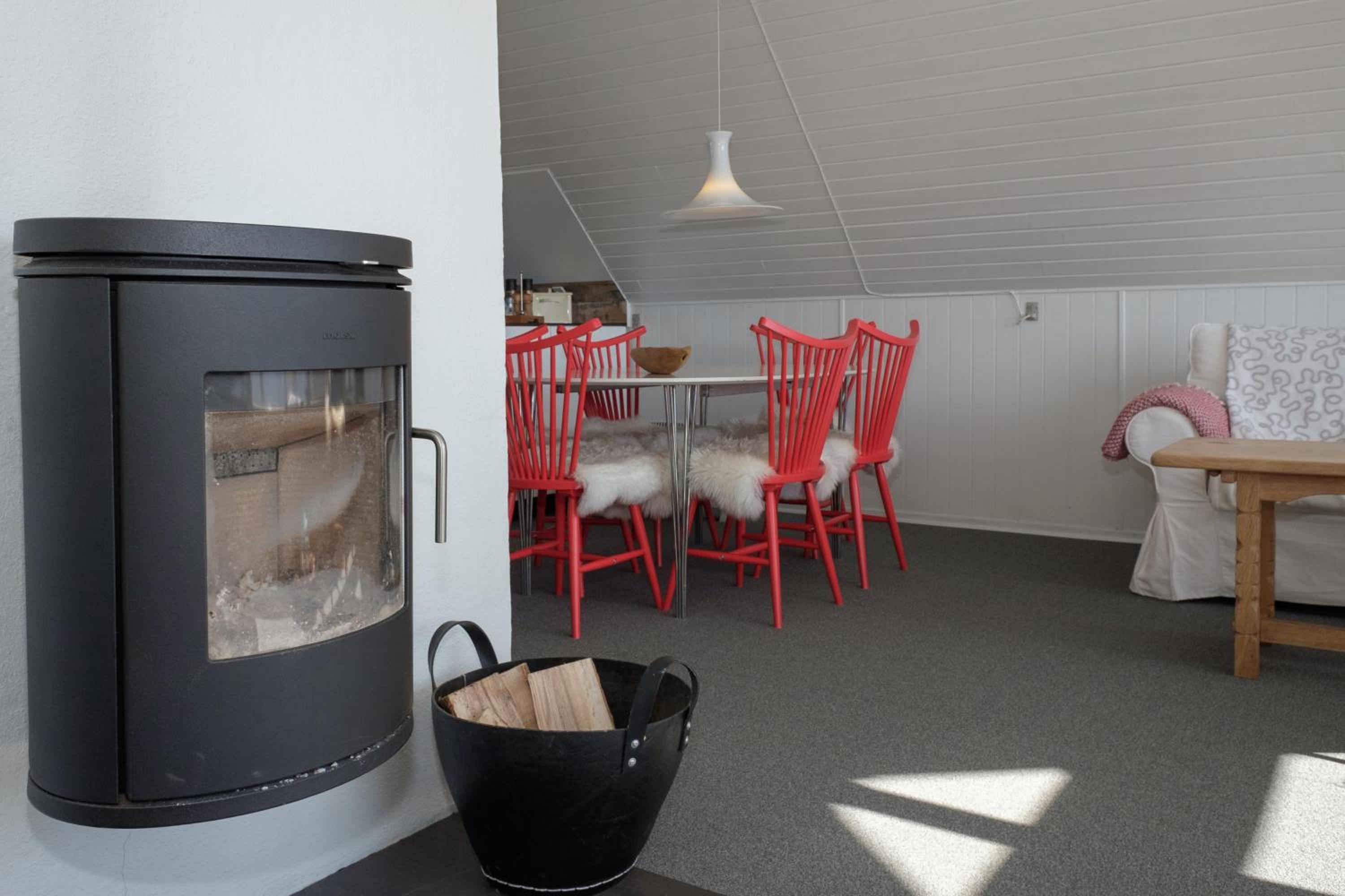 Awesome Home In Ebeltoft With 4 Bedrooms And Internet view 3