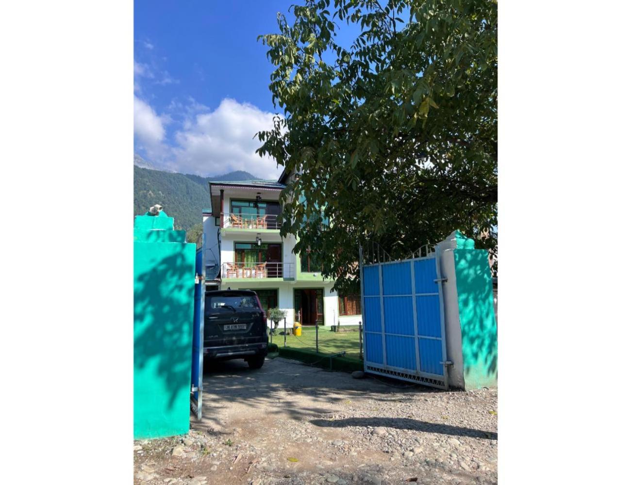 Hotel Pahalgam Peaks, Pahalgam view 5