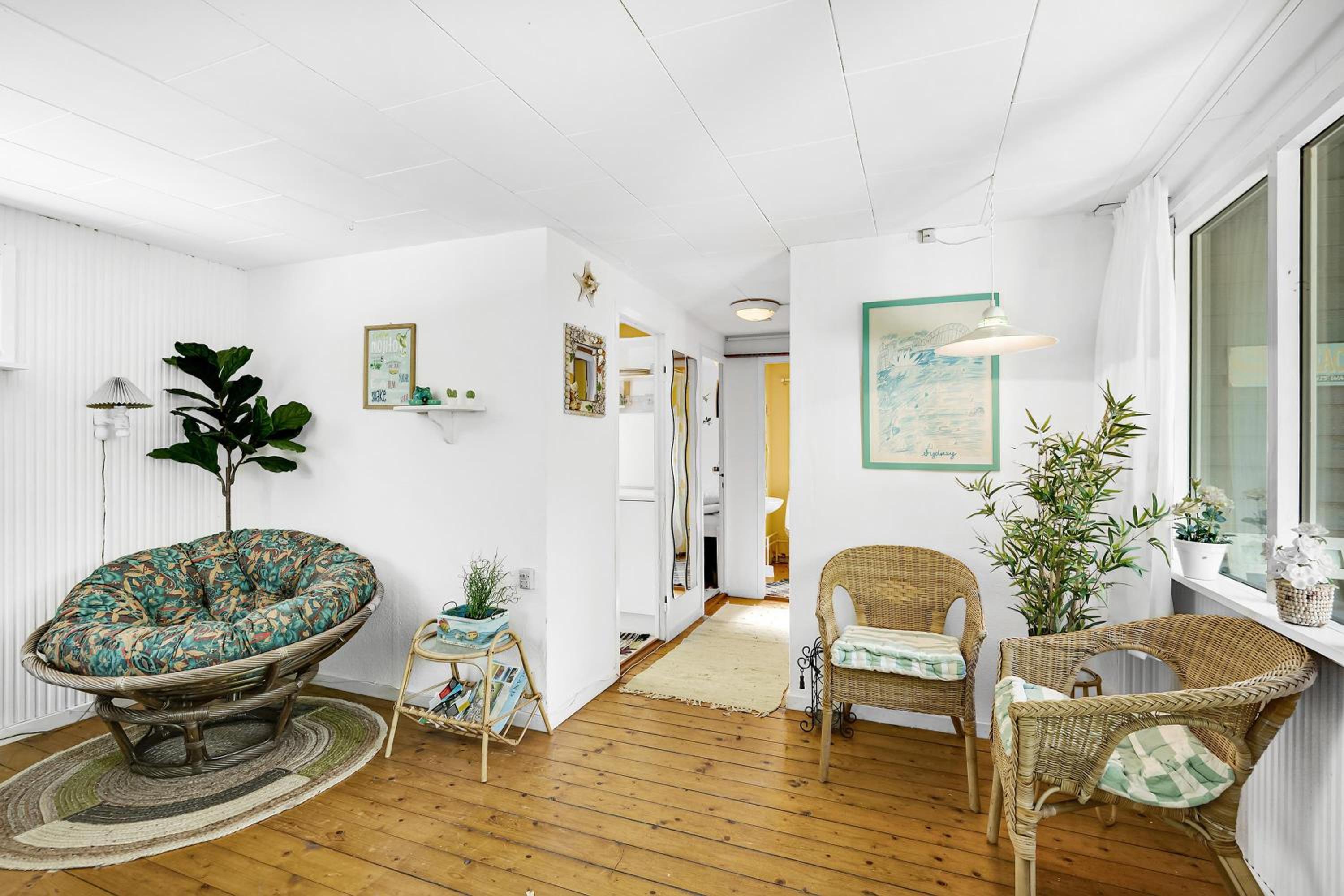 Authentic Holiday Cottage Near Fjellerup Beach