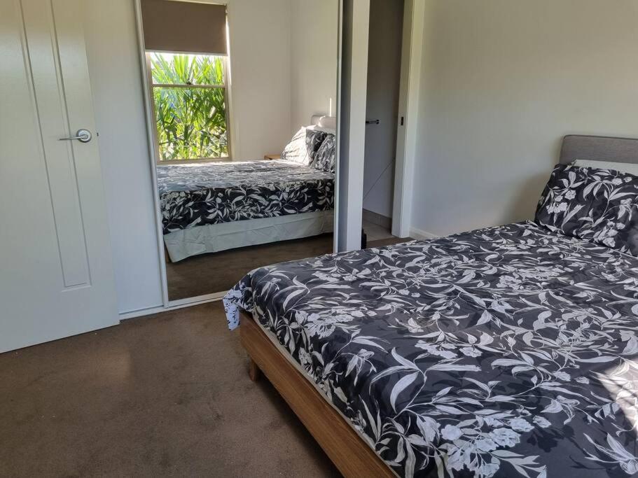 2 bedroom house Central Nagambie sleeps 5