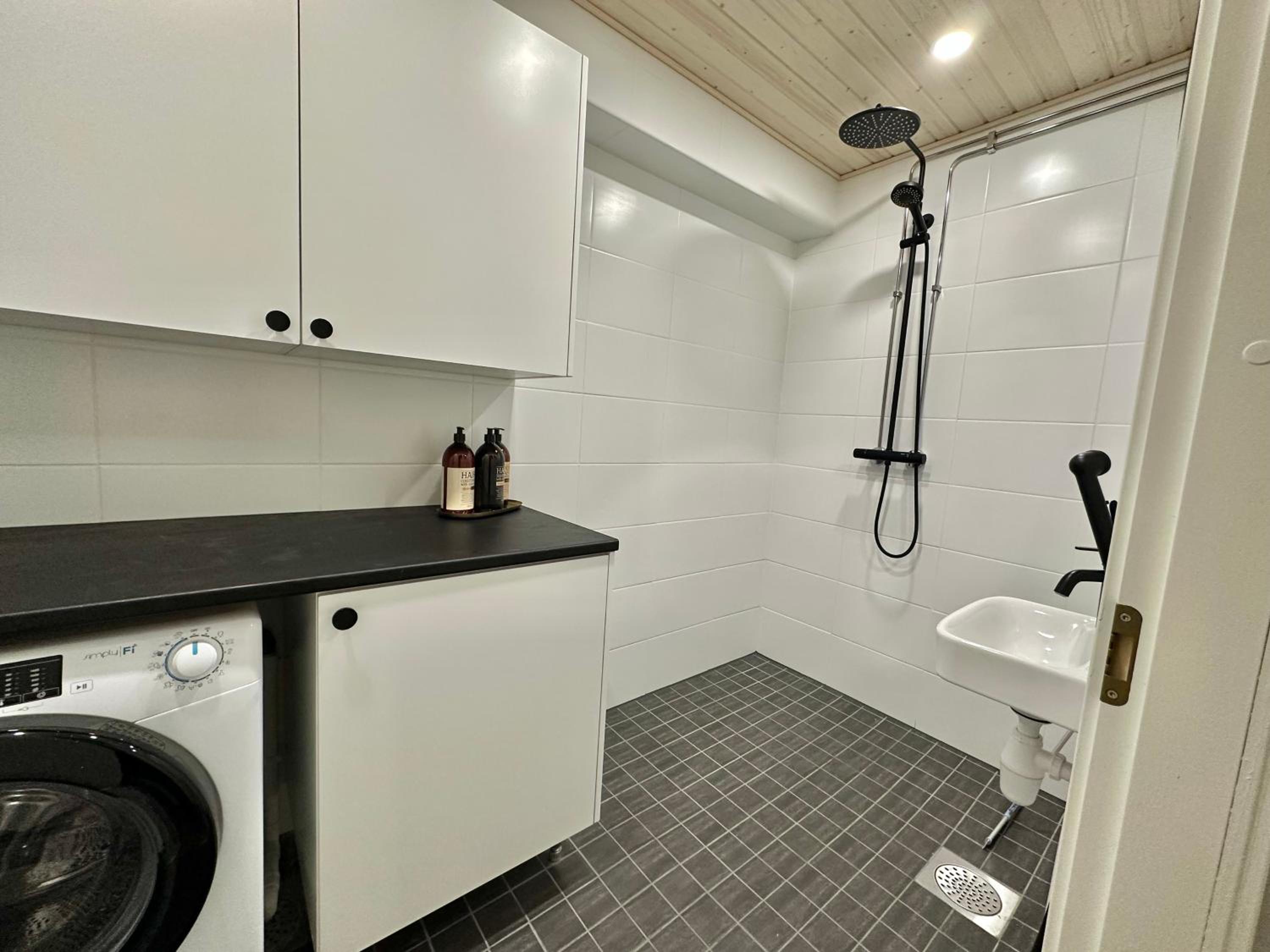 Aurora City View Suite