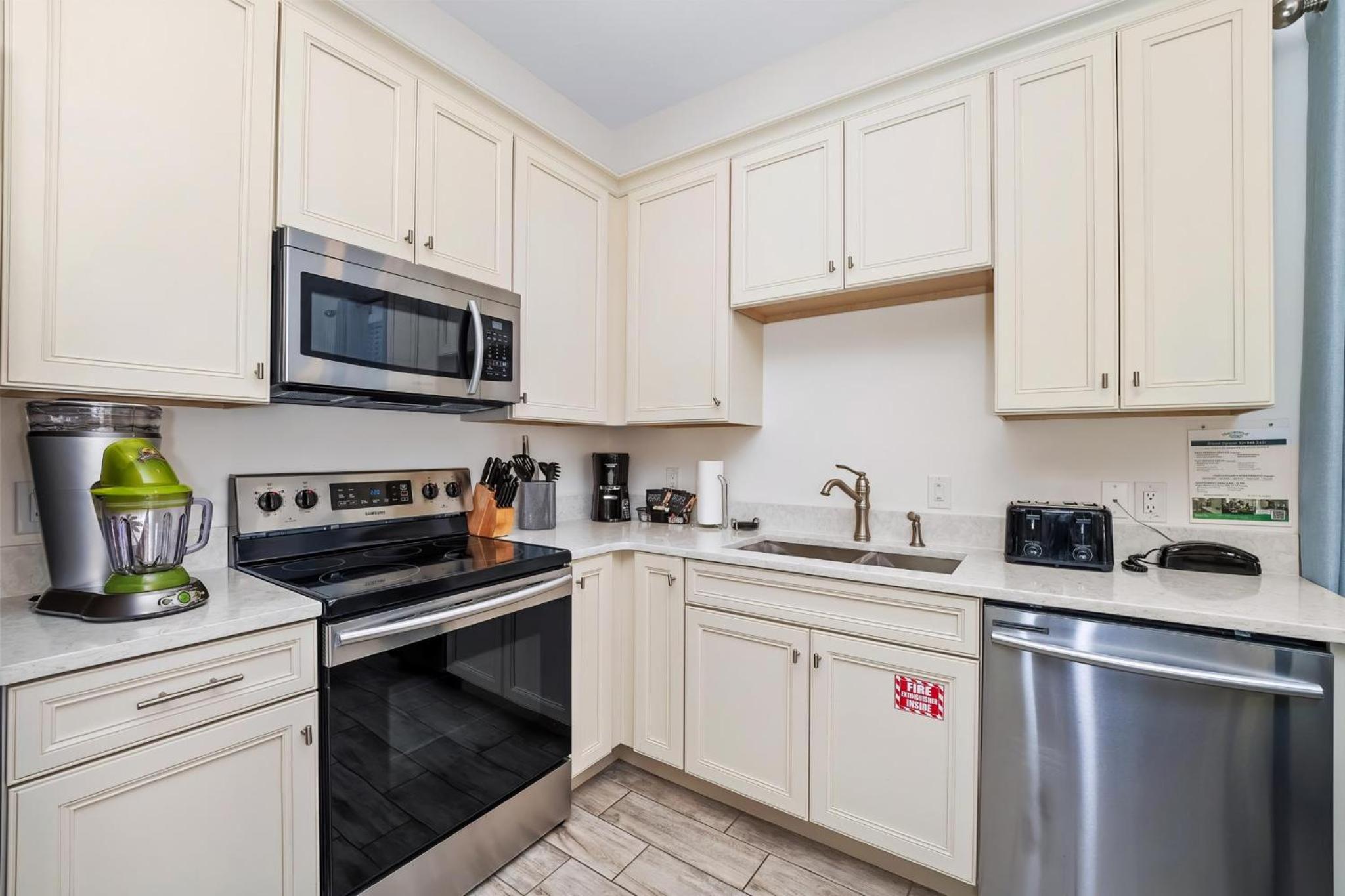 Beautiful Cottage Near Disney With Margaritaville Resort & Island H2O Access - 3029La
