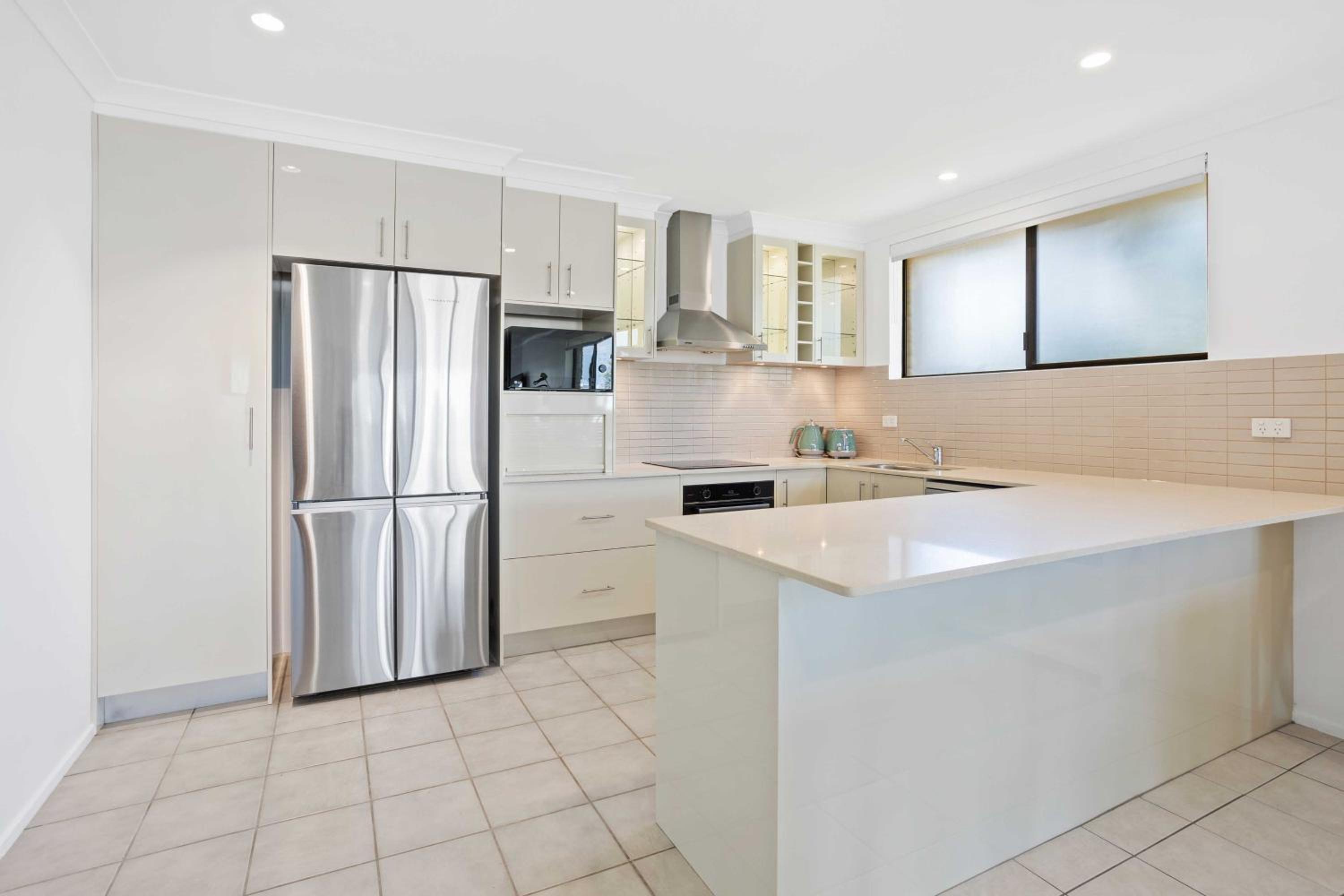Beachside Palm Beach Luxury - 2 Bedroom Apartment