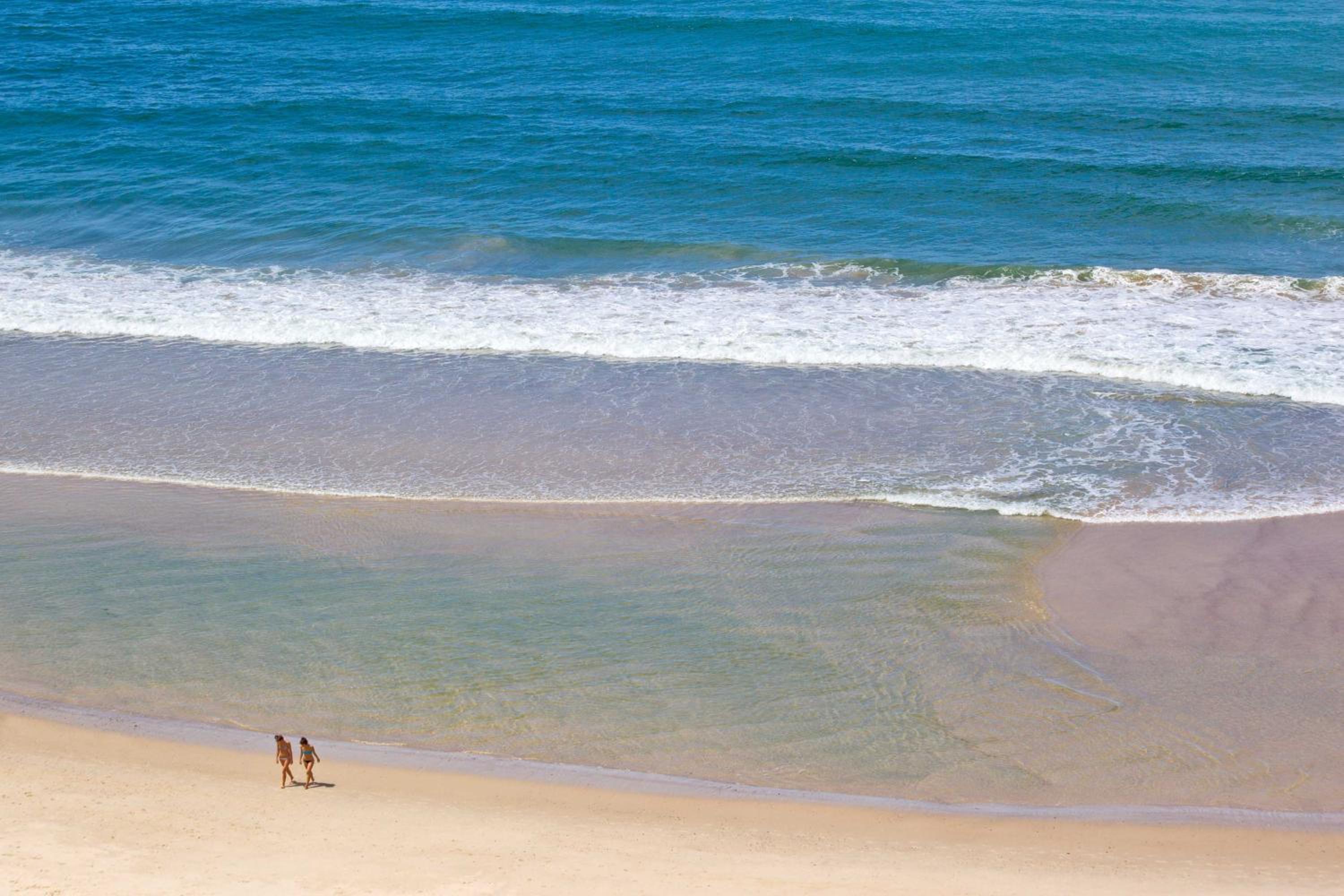 Beachside Palm Beach Luxury - 2 Bedroom Apartment