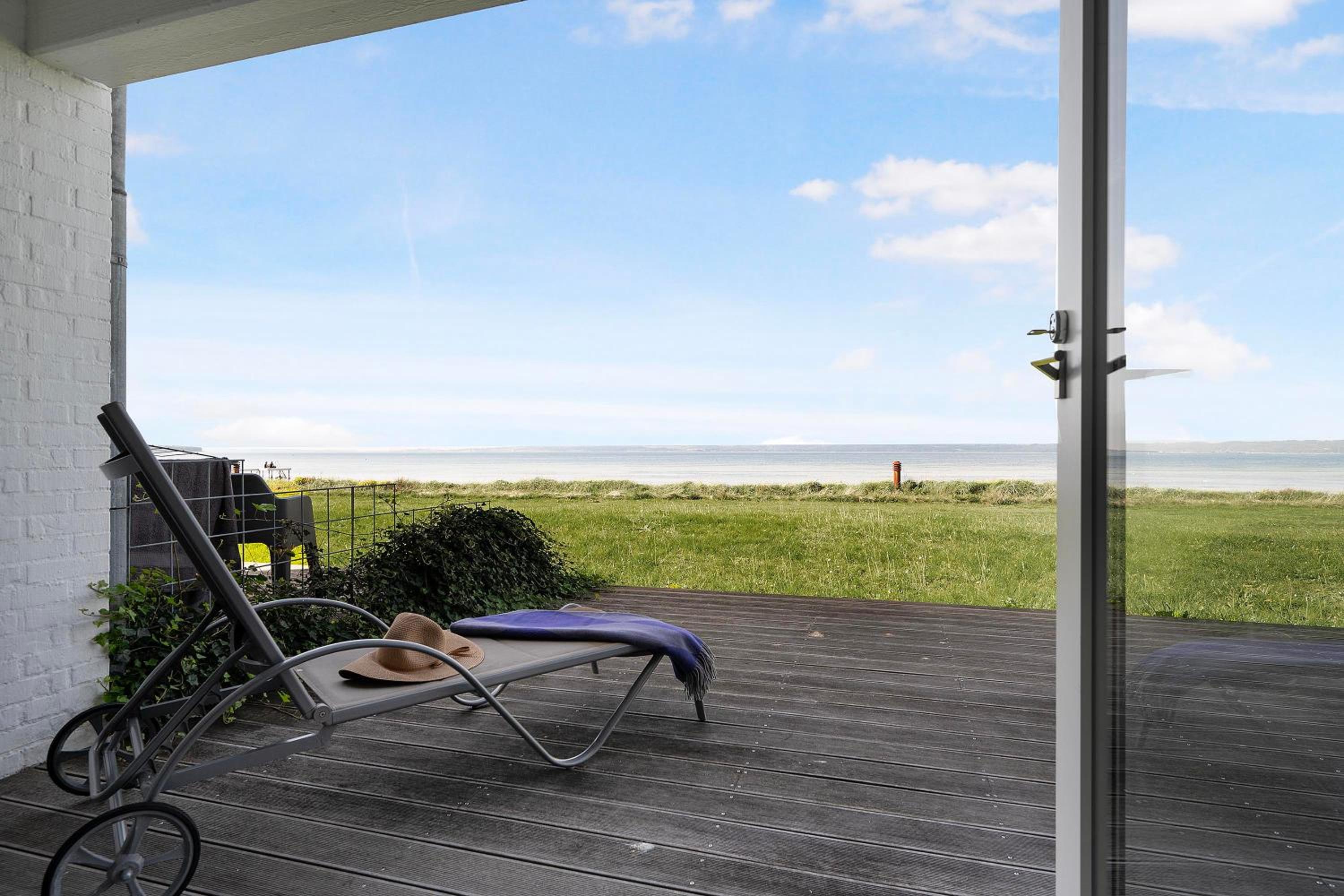 Bright And Inviting Holiday Apartment By Hotel Ebeltoft Strand In First Row With Full Views Of Ebeltoft Bay