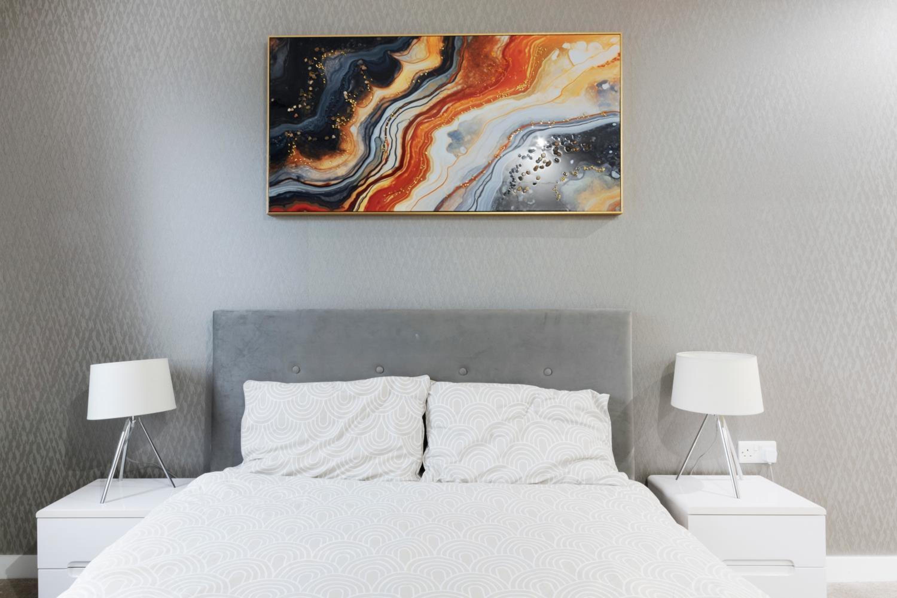 Modern 2 Bed Heart of Elephant Castle