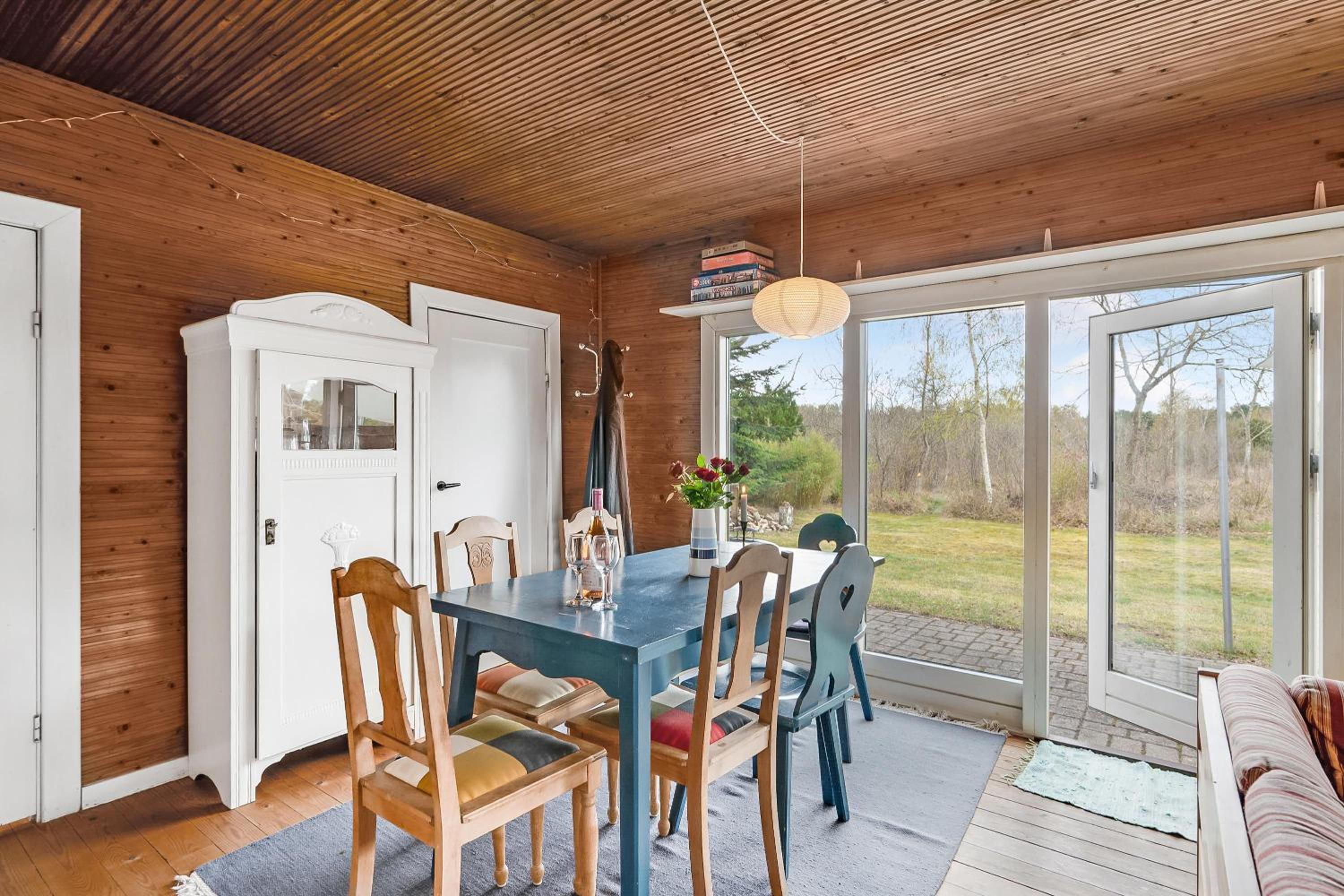 Authentic Holiday Cottage Surrounded By Nature Near Grenaa Beach