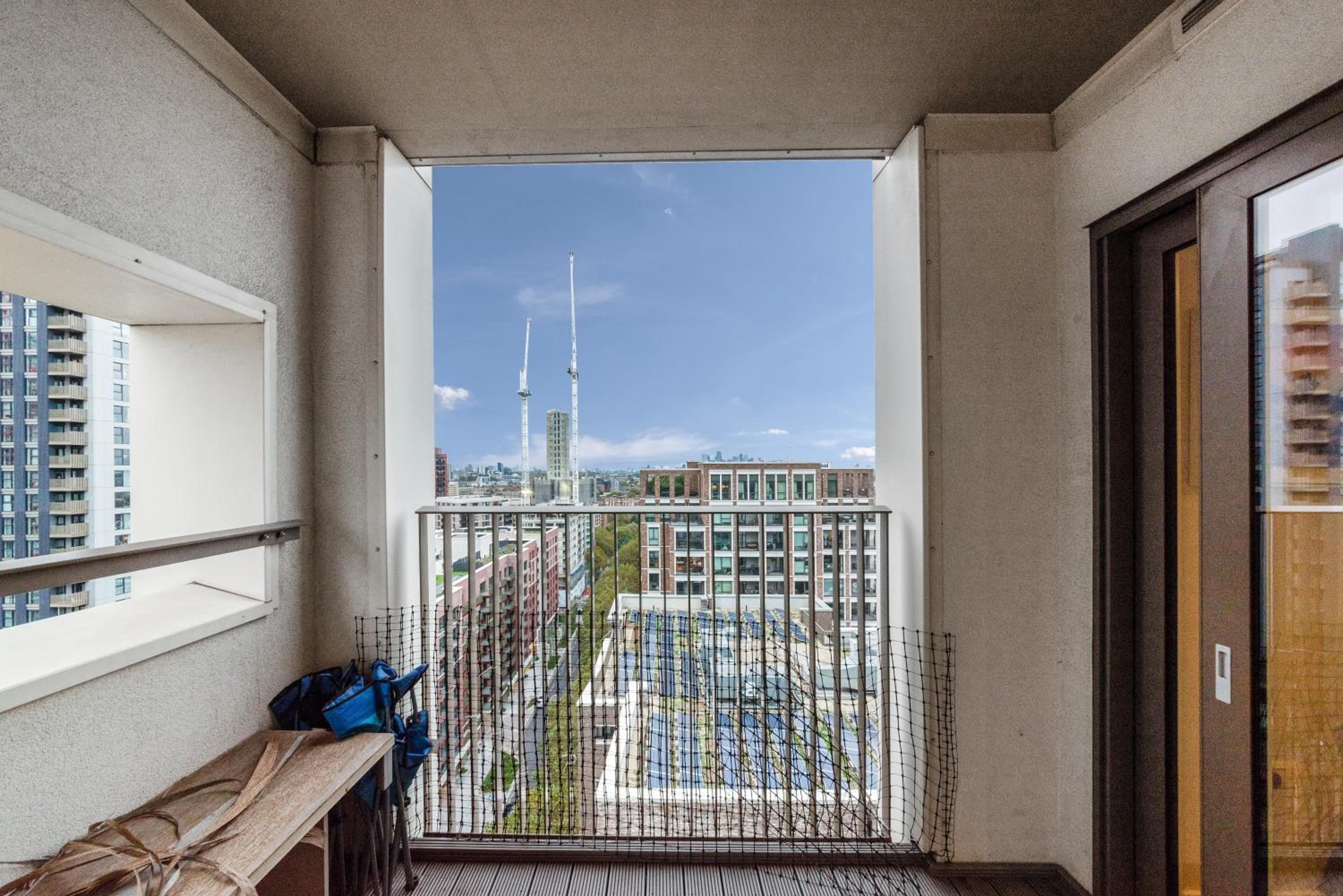 Modern 2 Bed Heart of Elephant Castle