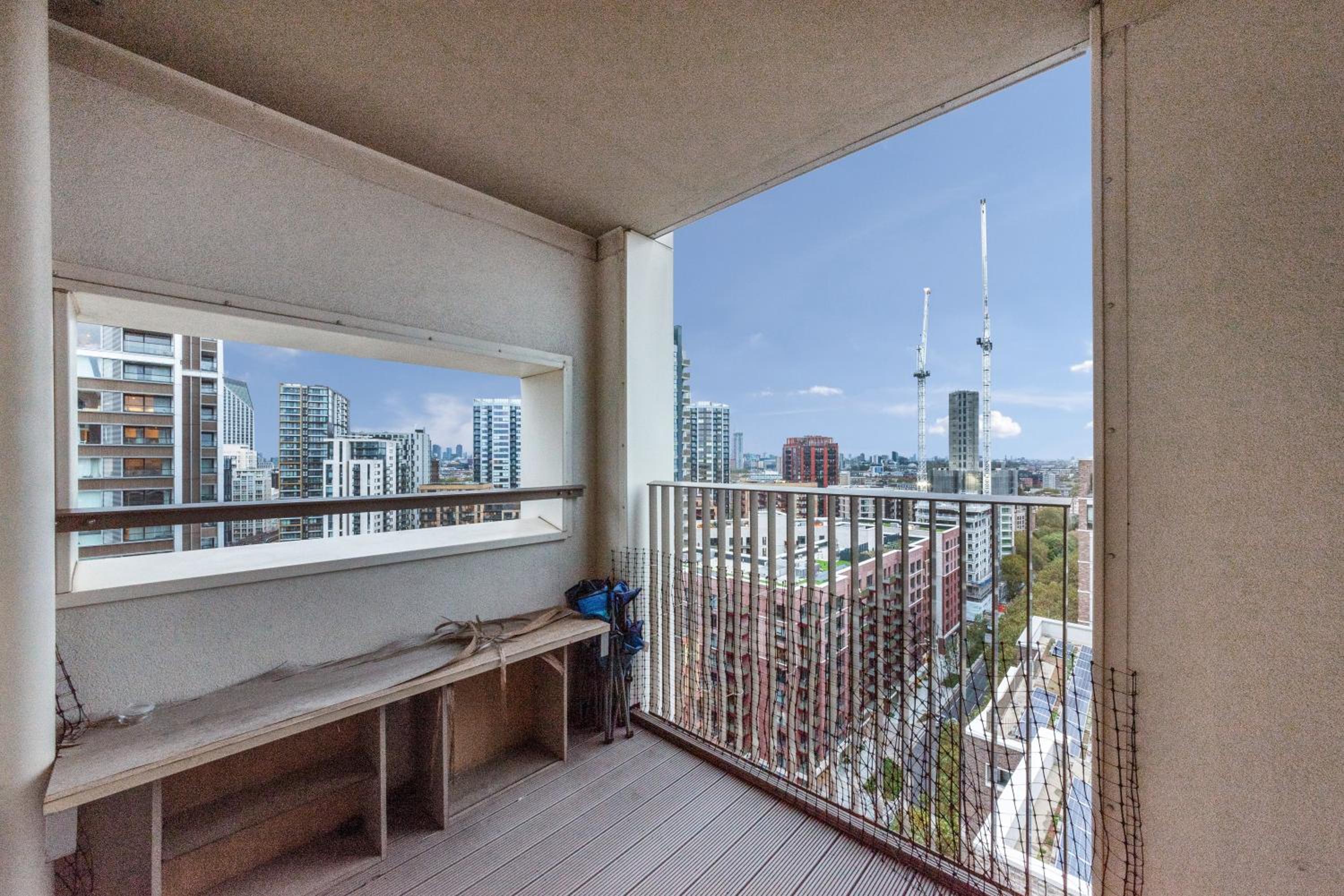 Modern 2 Bed Heart of Elephant Castle