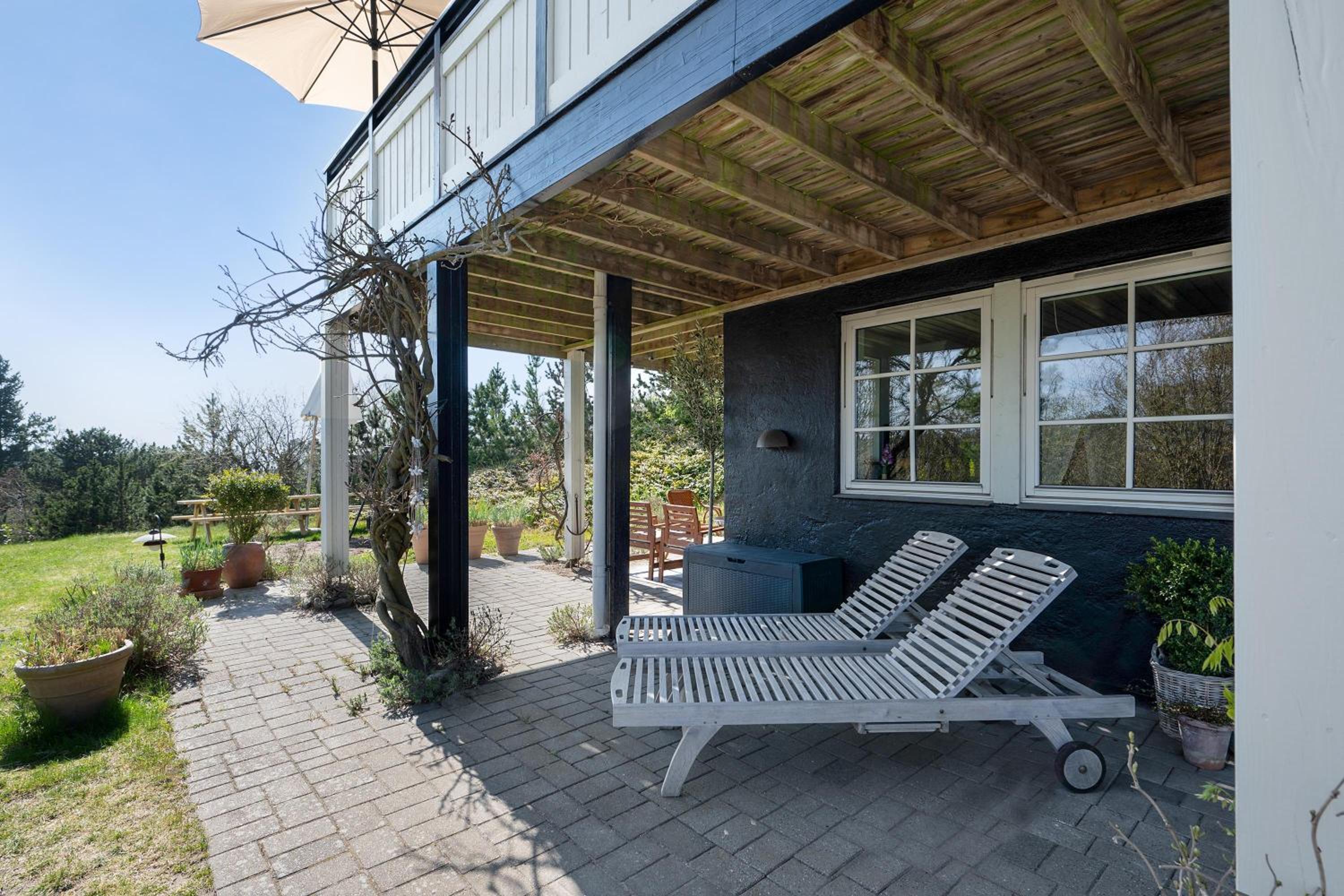Stylish Two-Level Holiday Home With Stunning Views Near Ebeltoft