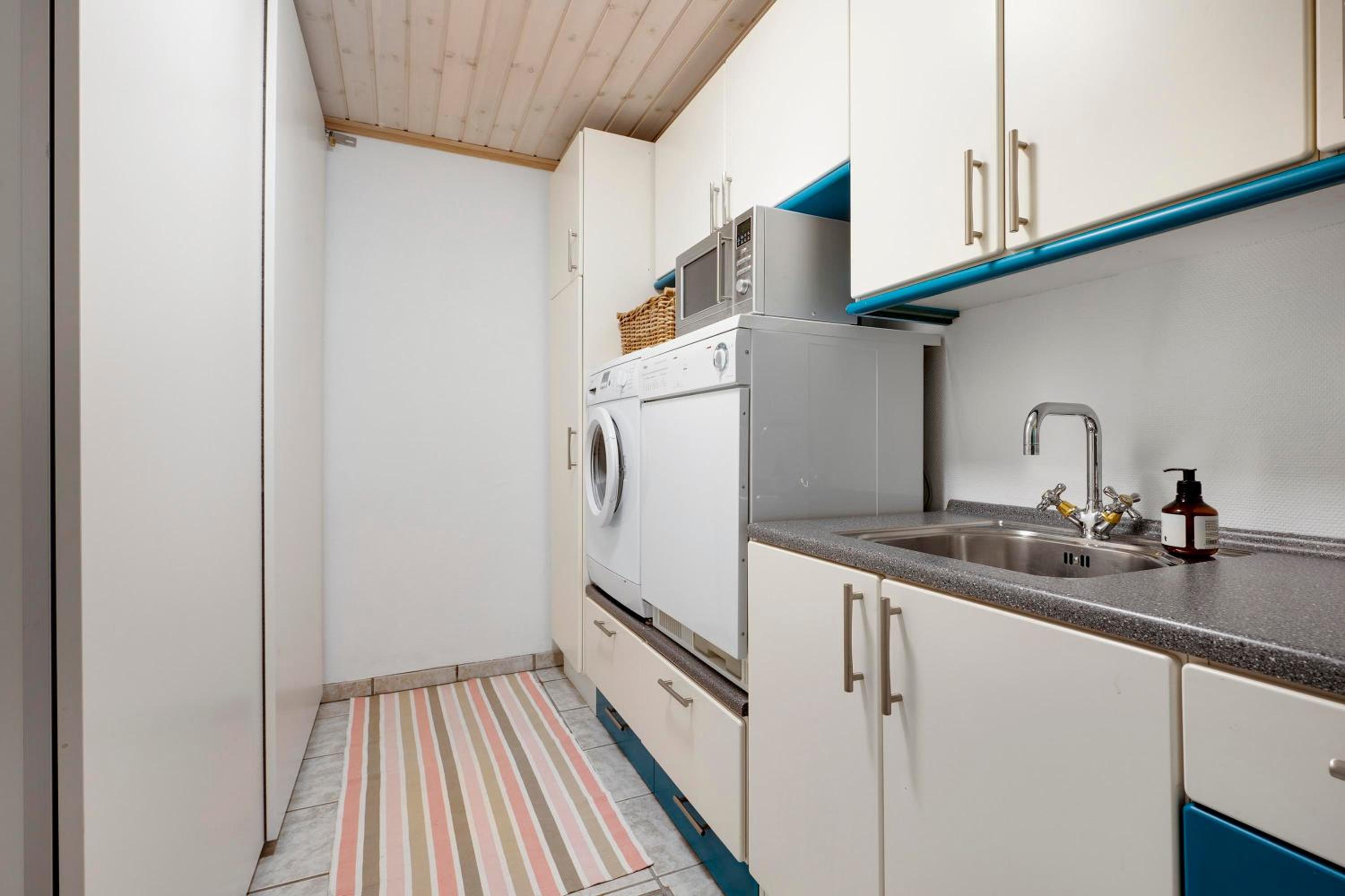 Stylish Two-Level Holiday Home With Stunning Views Near Ebeltoft