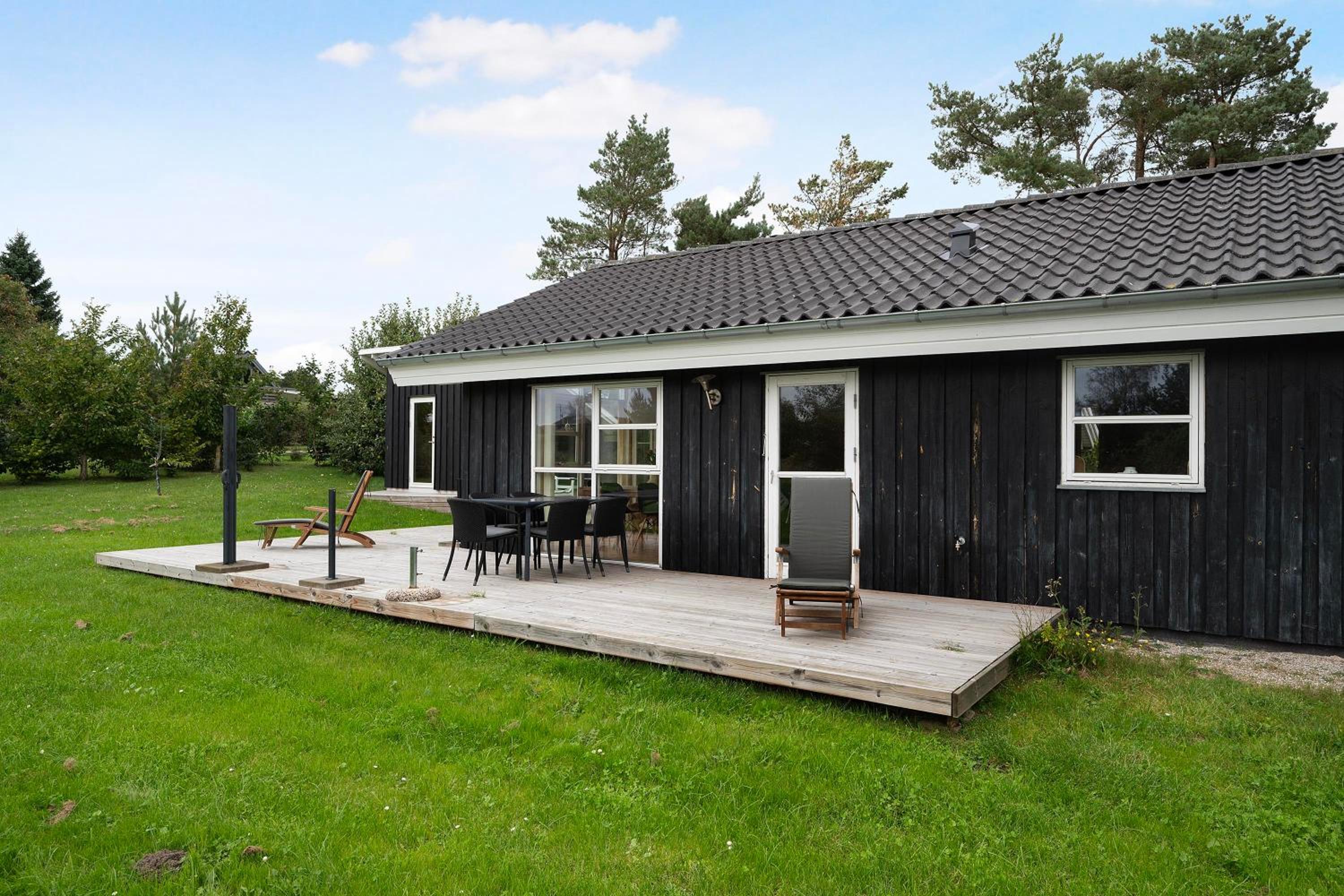 Charming Holiday Home In Scenic Mols With Countryside Views And Close To The Water