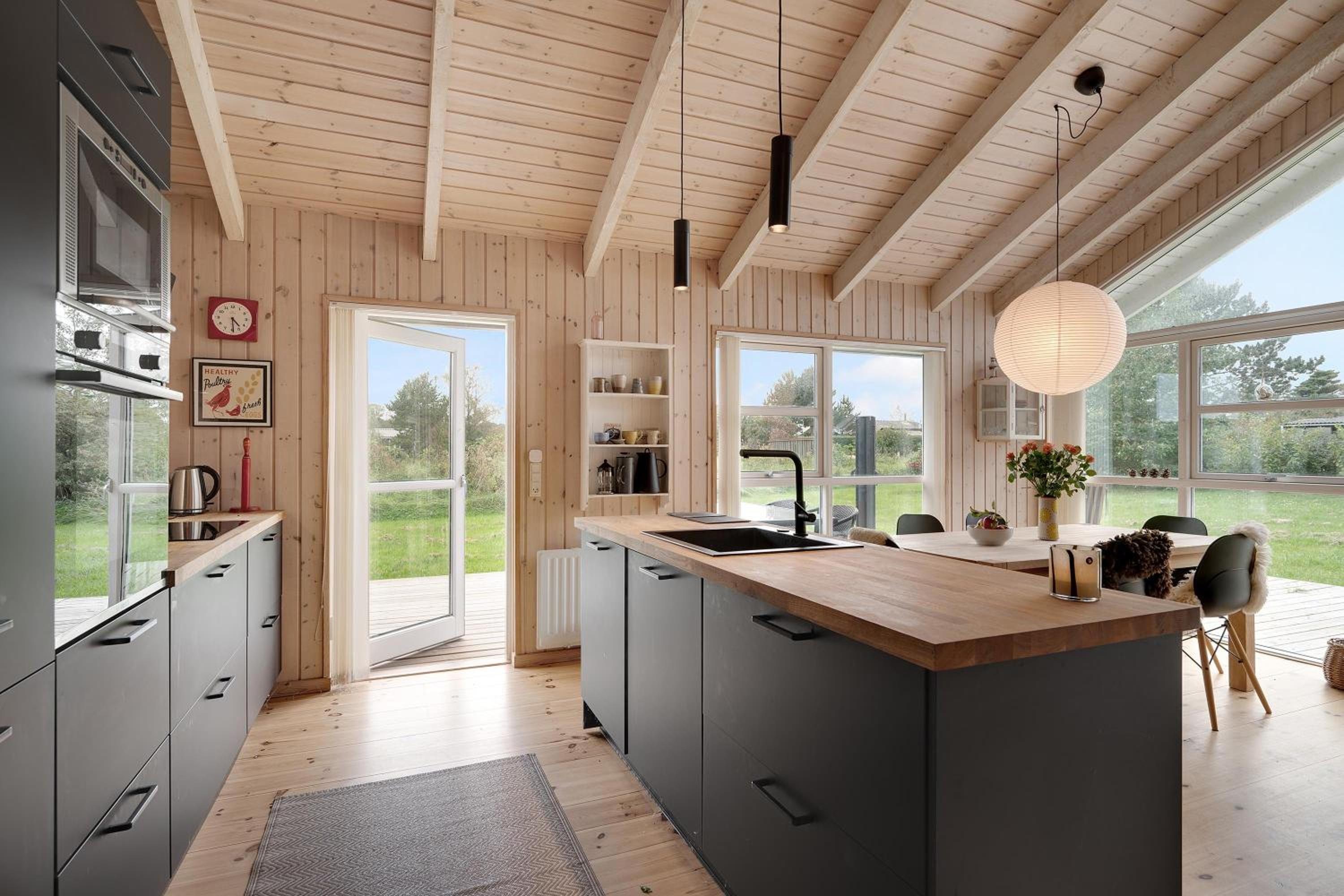 Charming Holiday Home In Scenic Mols With Countryside Views And Close To The Water