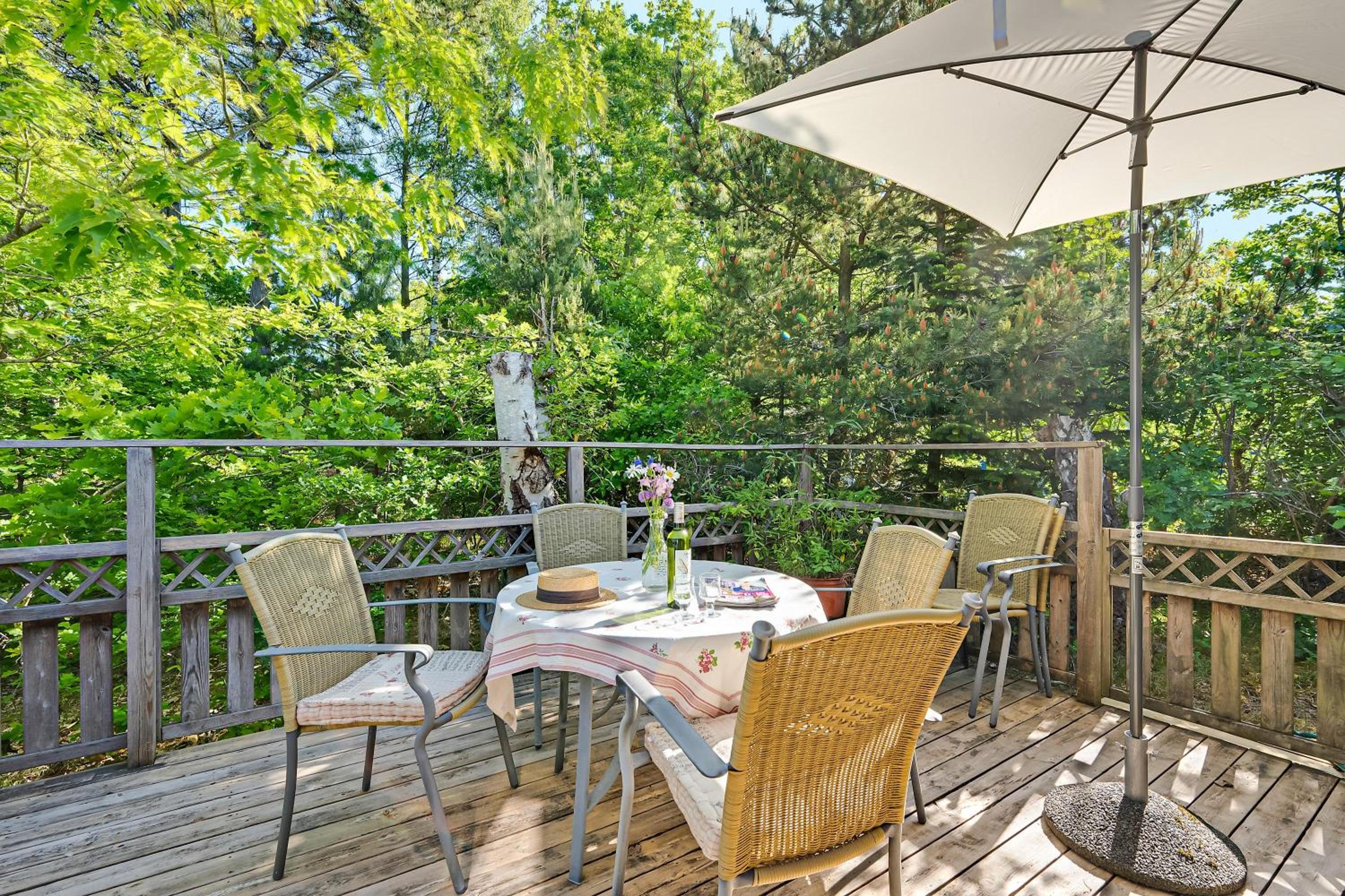 Authentic Holiday Cottage Near Fjellerup Beach