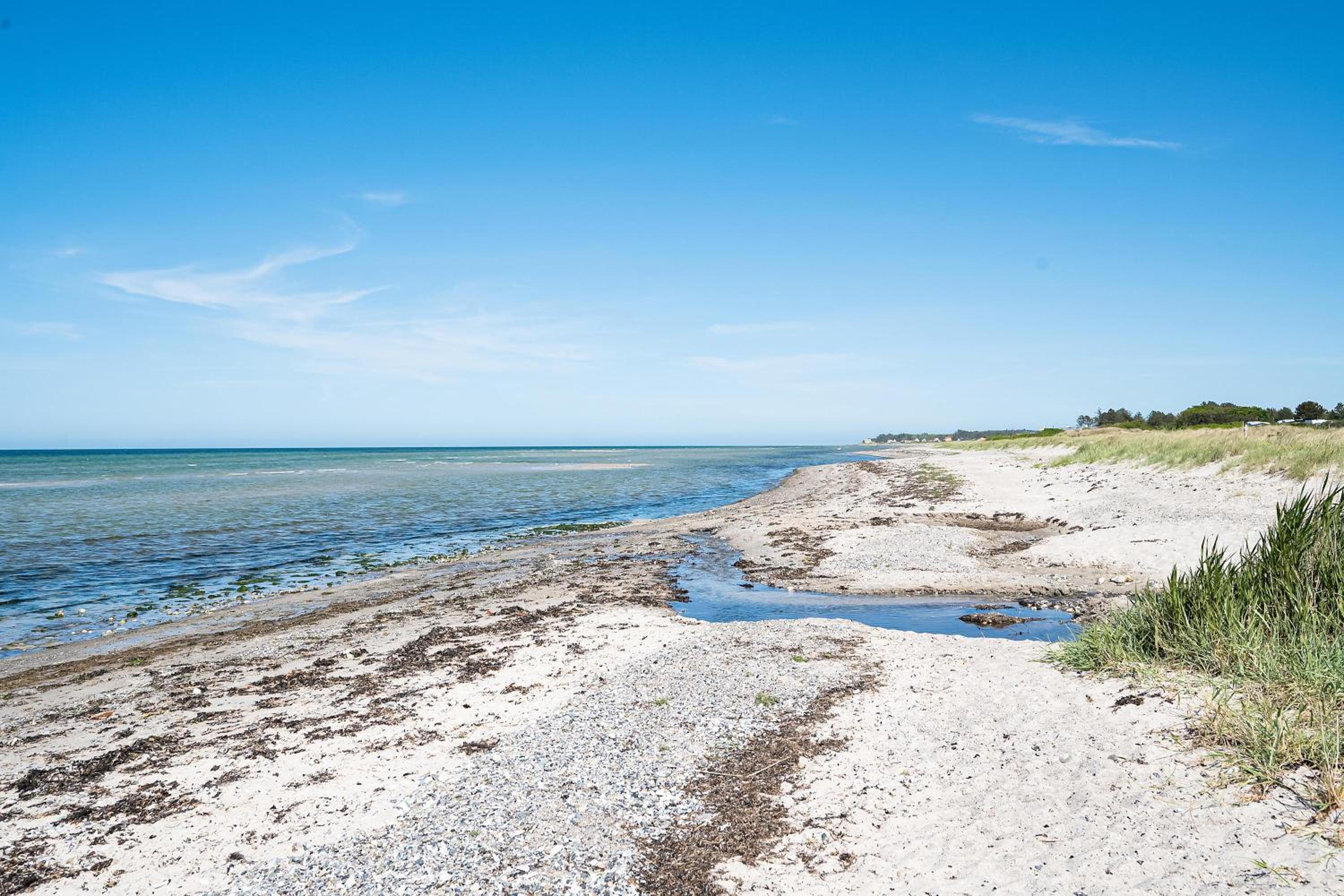 Authentic Holiday Cottage Near Fjellerup Beach
