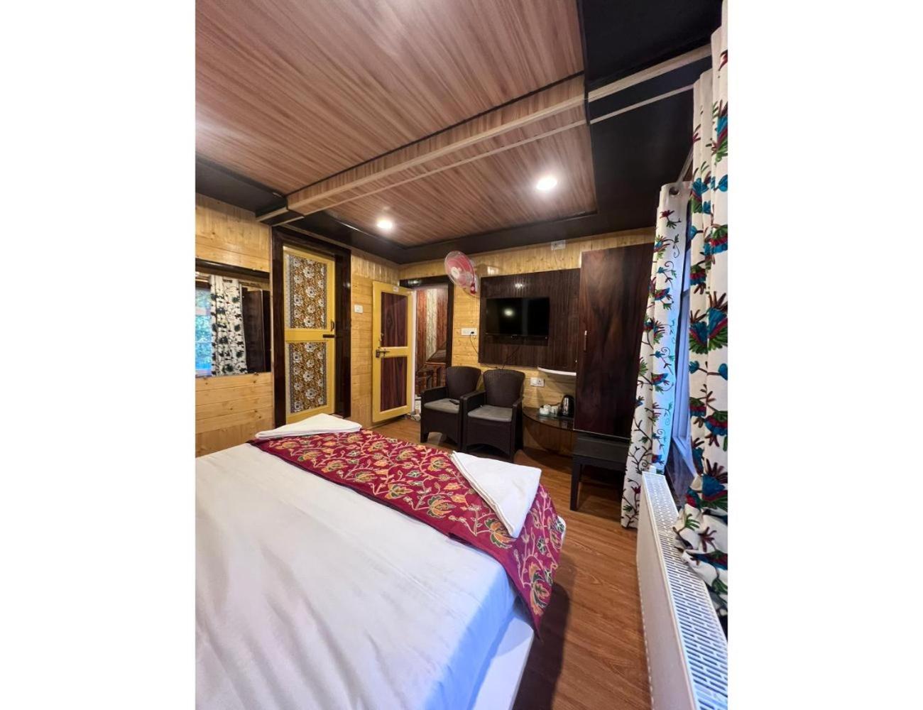 The Vergan Resort, Pahalgam view 5
