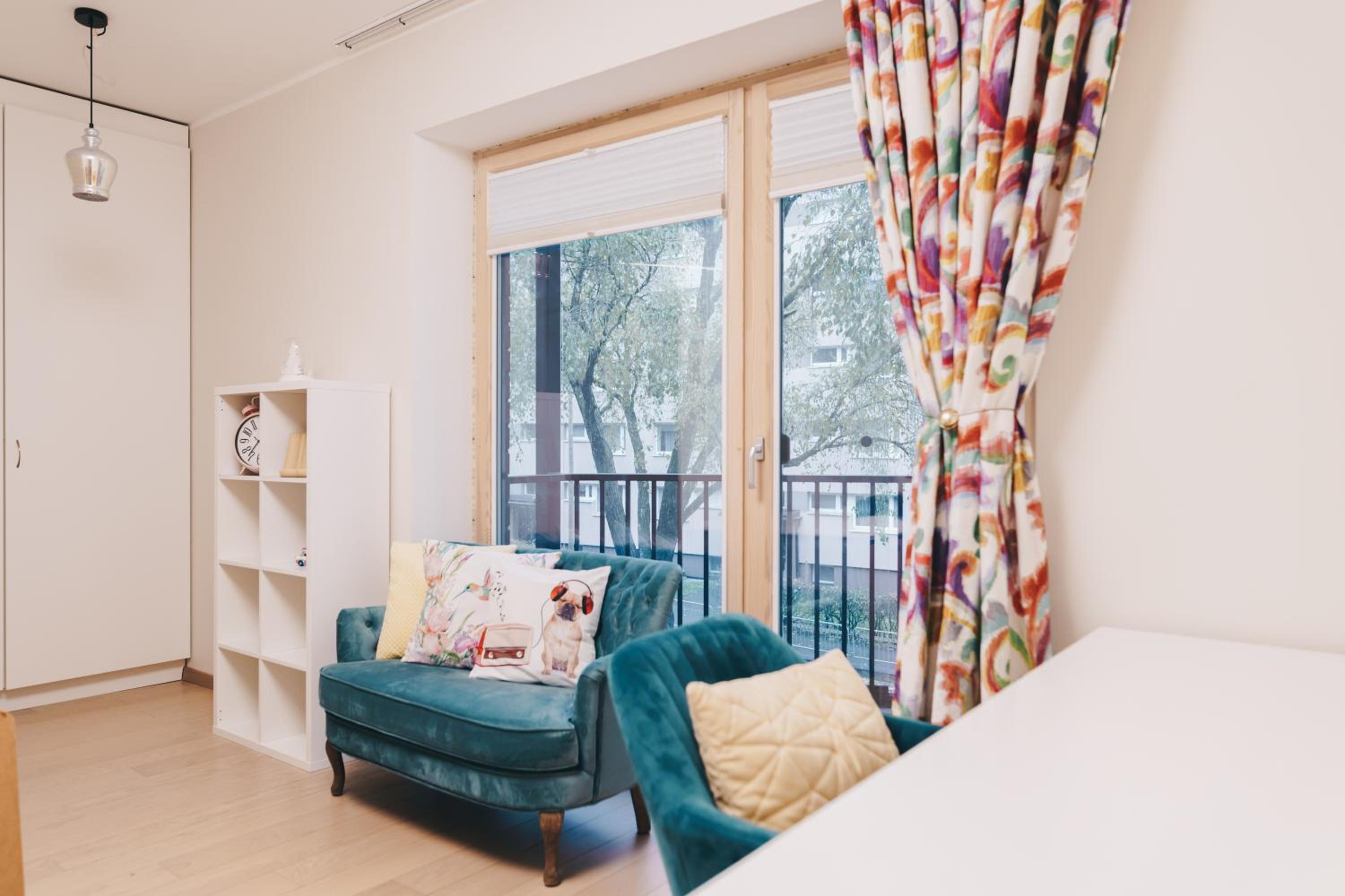Family apartment with balcony and free parking