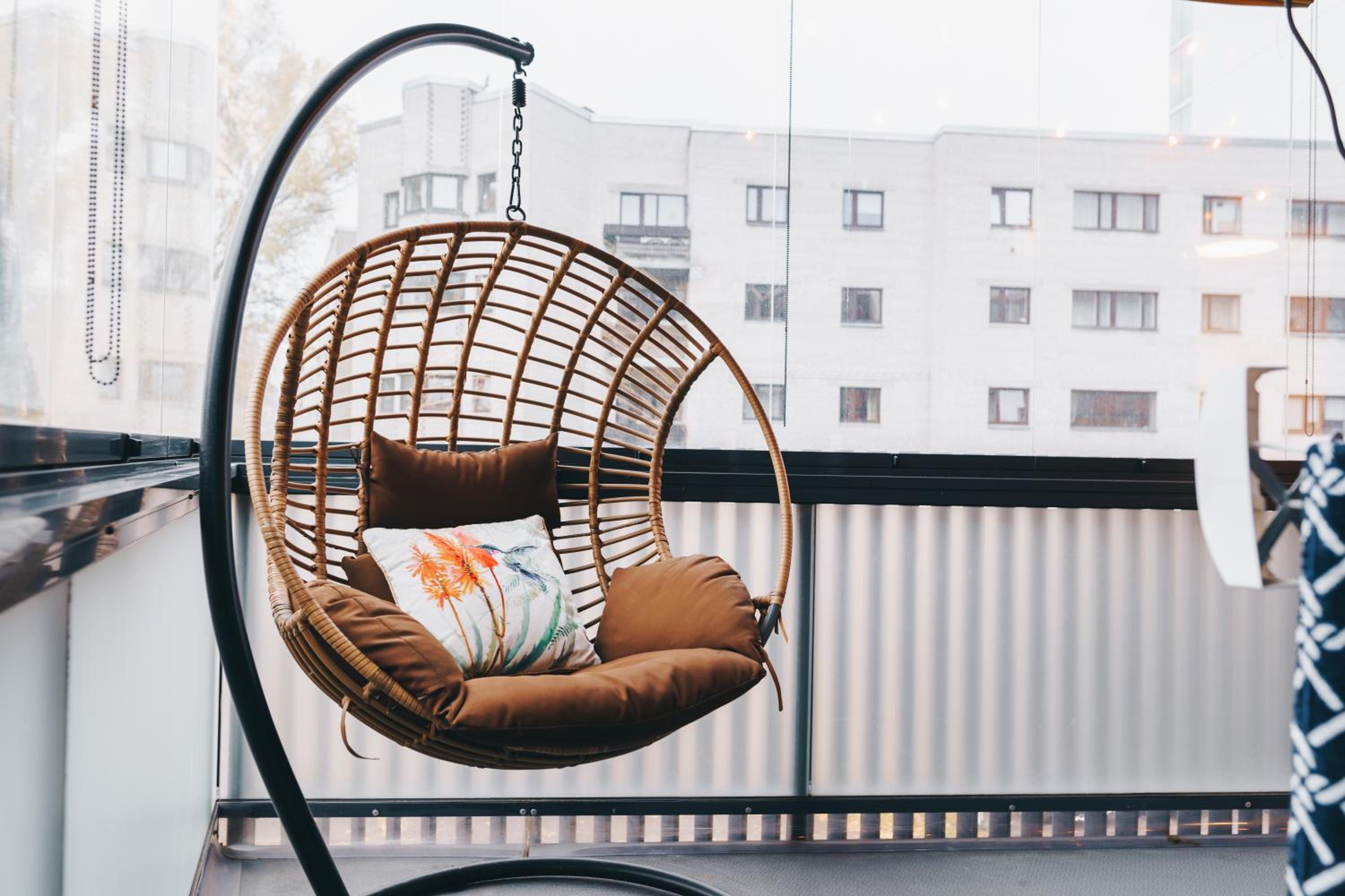 Family apartment with balcony and free parking