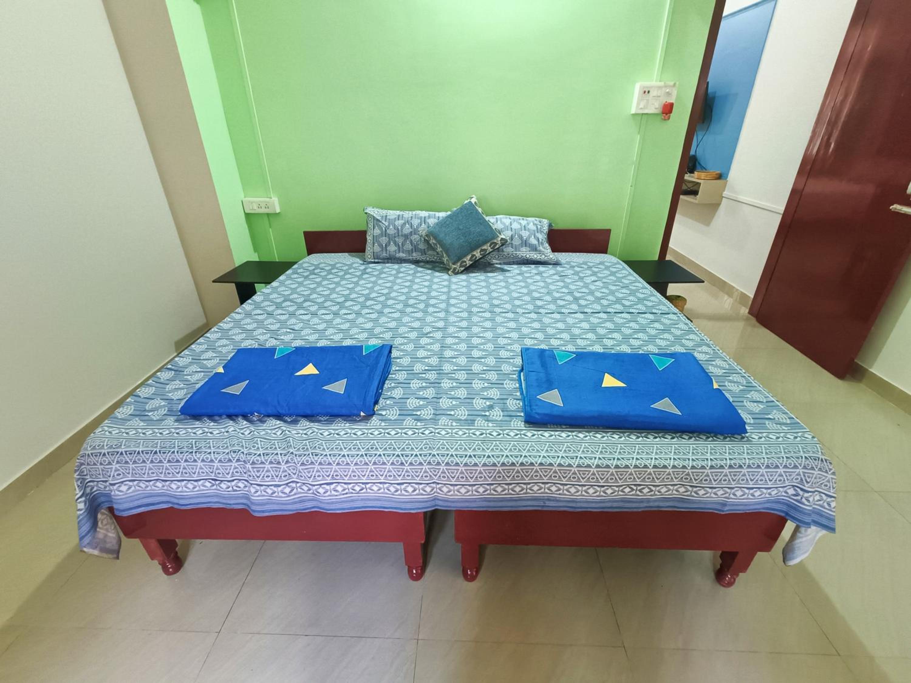'Nijor Homestay' Your own Charming & Relaxing 1BHK view 3