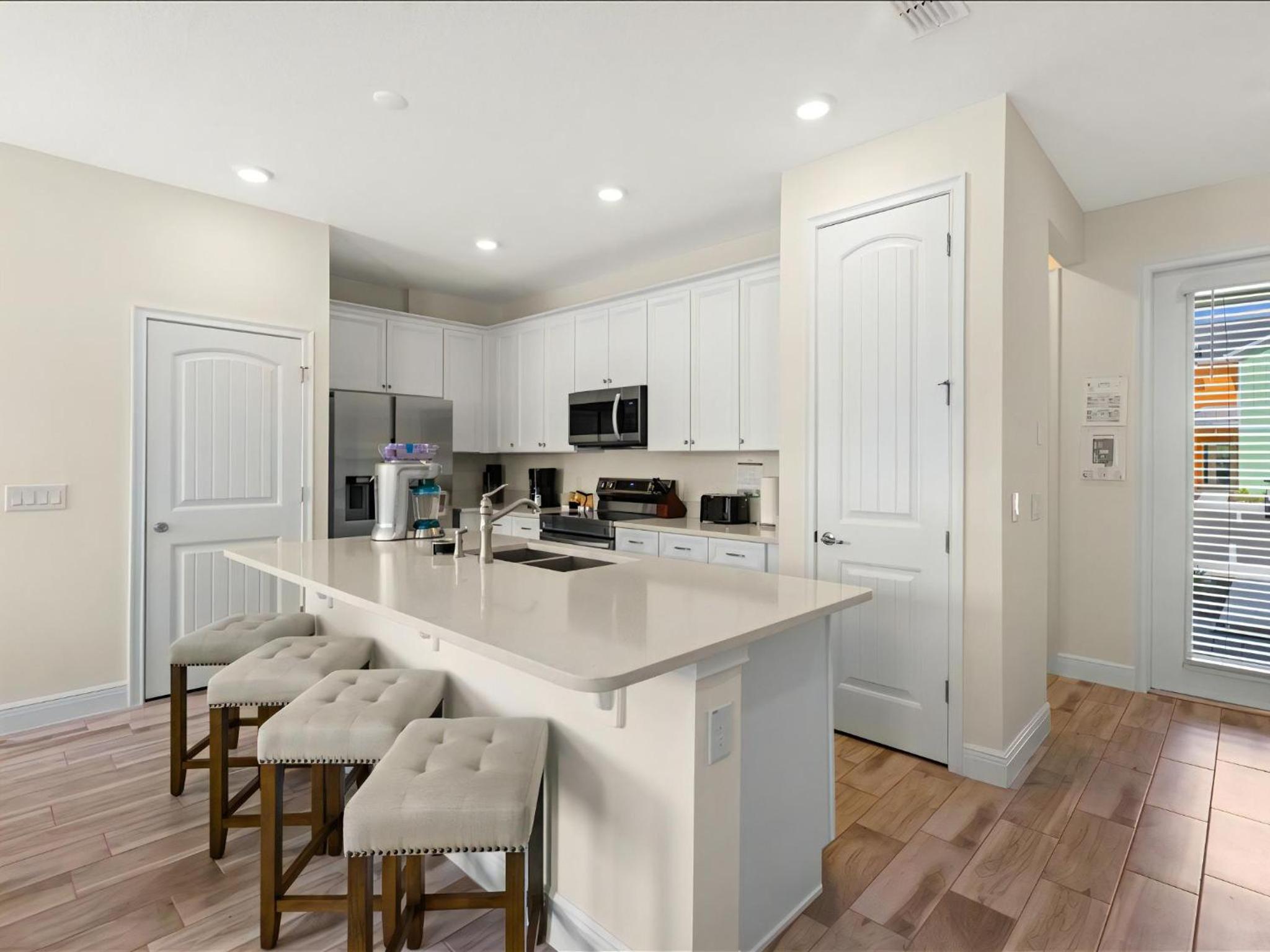 Emerald Escape Villa Near Disney with Margaritaville Resort Access - 2927CL
