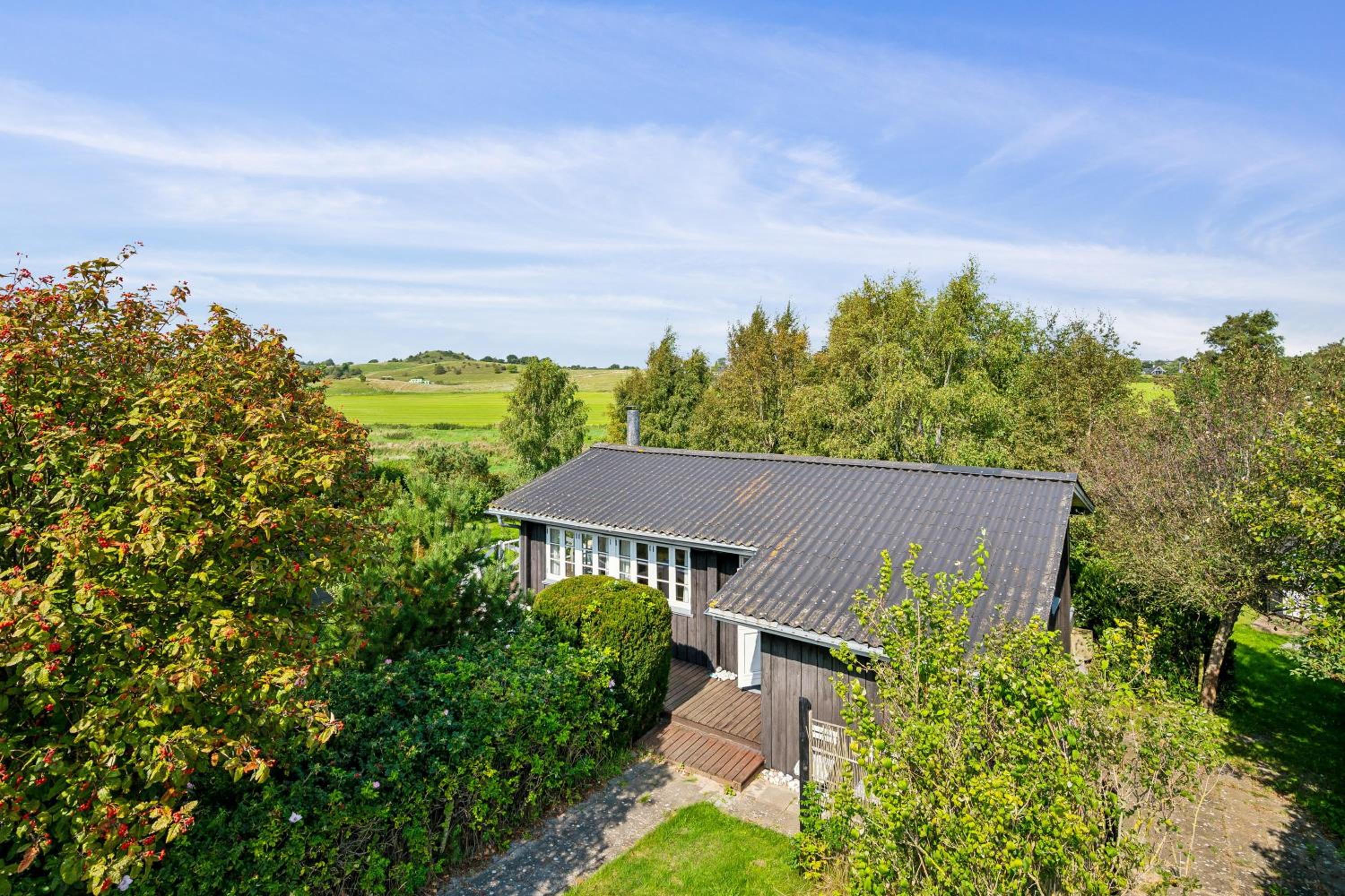 Charming Small Holiday Home Close To The Beach Ideal For An Ebeltoft Getaway