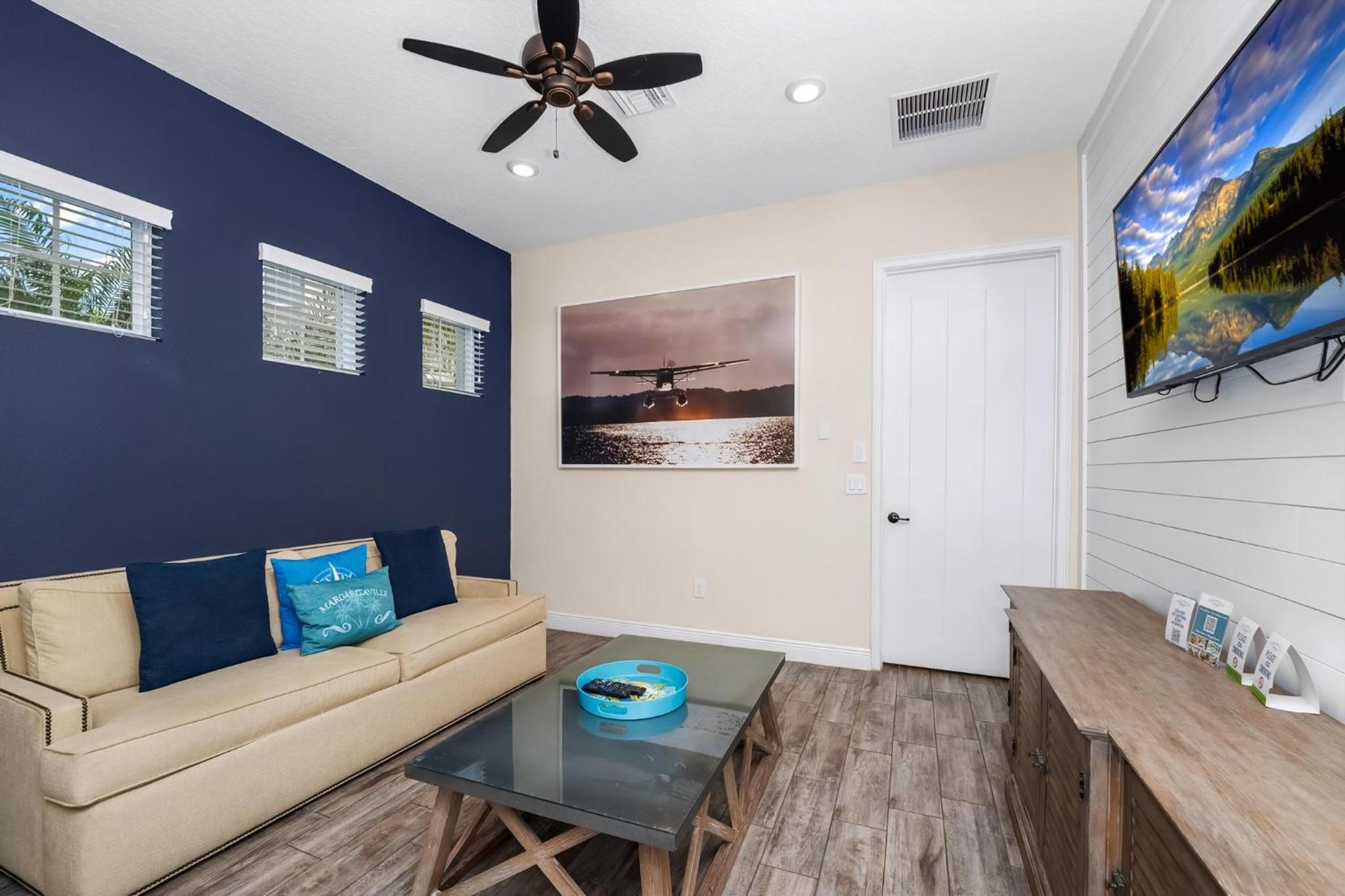 Pineapple Dream Cottage With Private Hot Tub Near Disney With Margaritaville Resort & Island H2O Access - 8000Sb