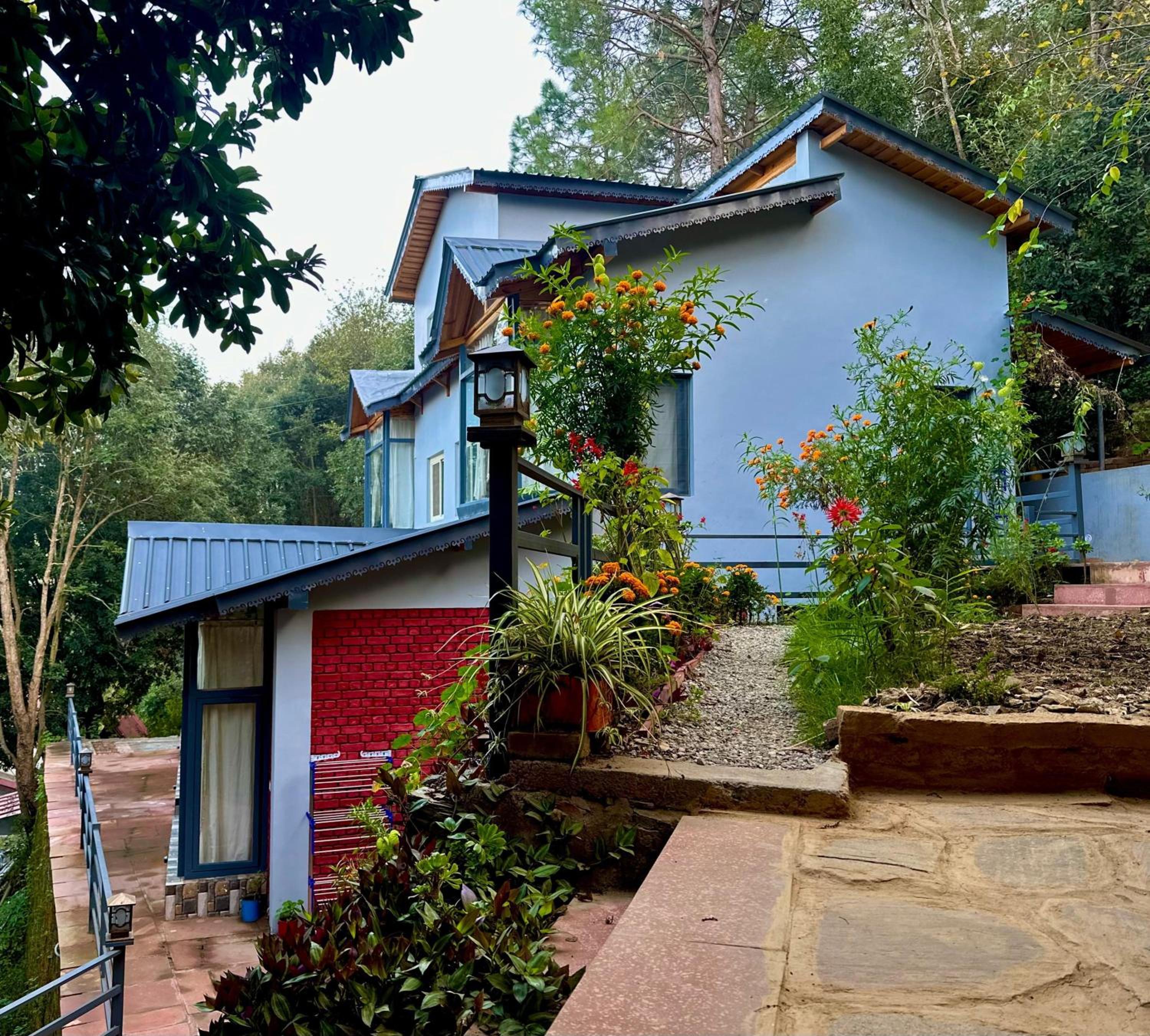 Oakakhi Stays, Deluxe room