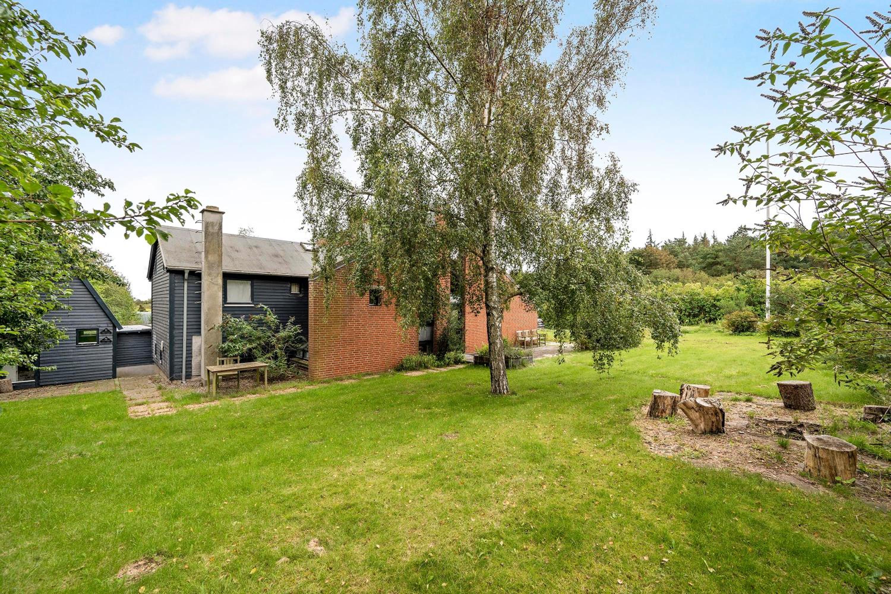 Charming Split-Level Holiday Home On Scenic Helgenæs