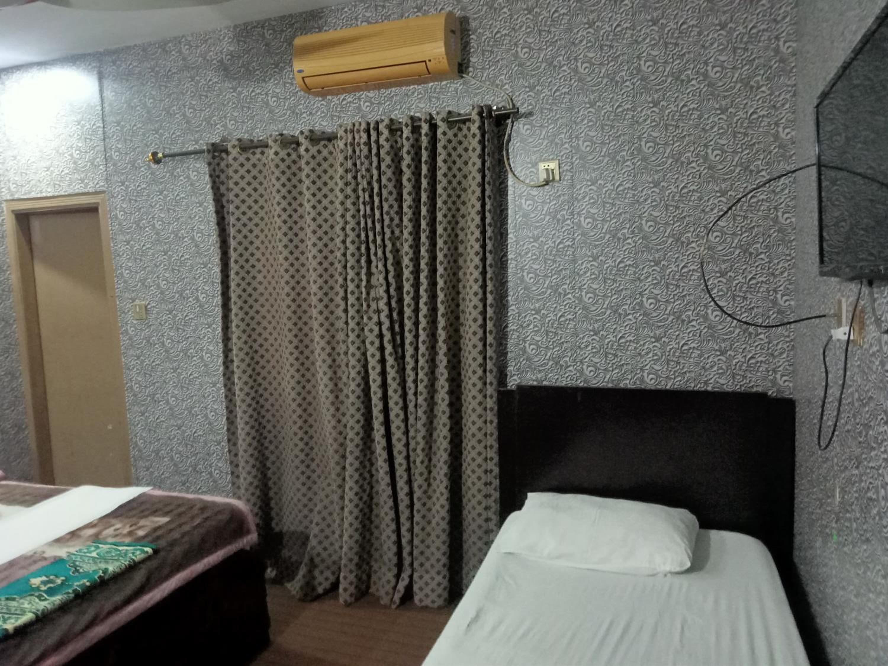 New White Rose Guest House