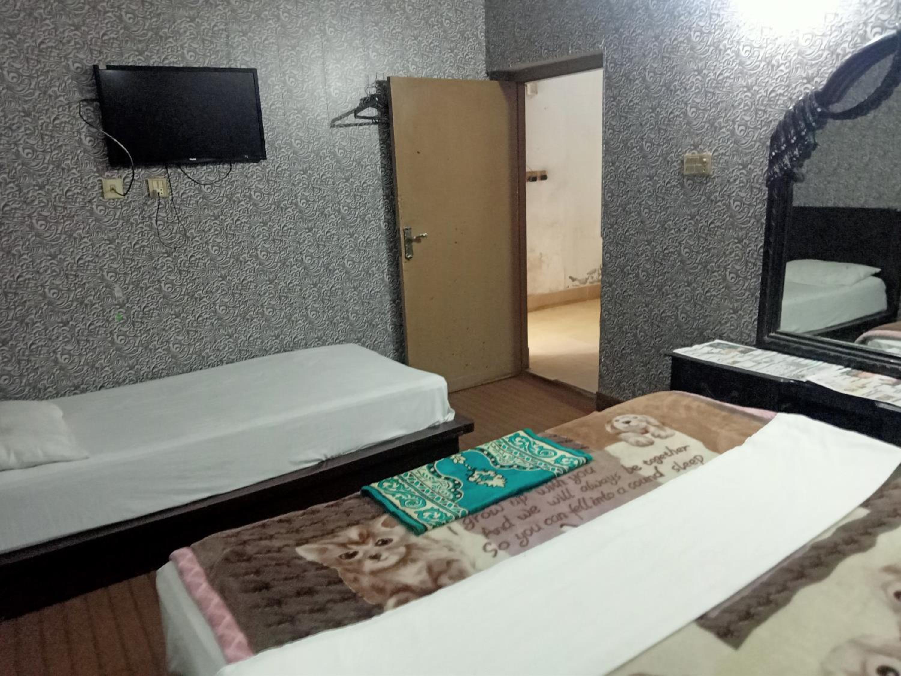New White Rose Guest House