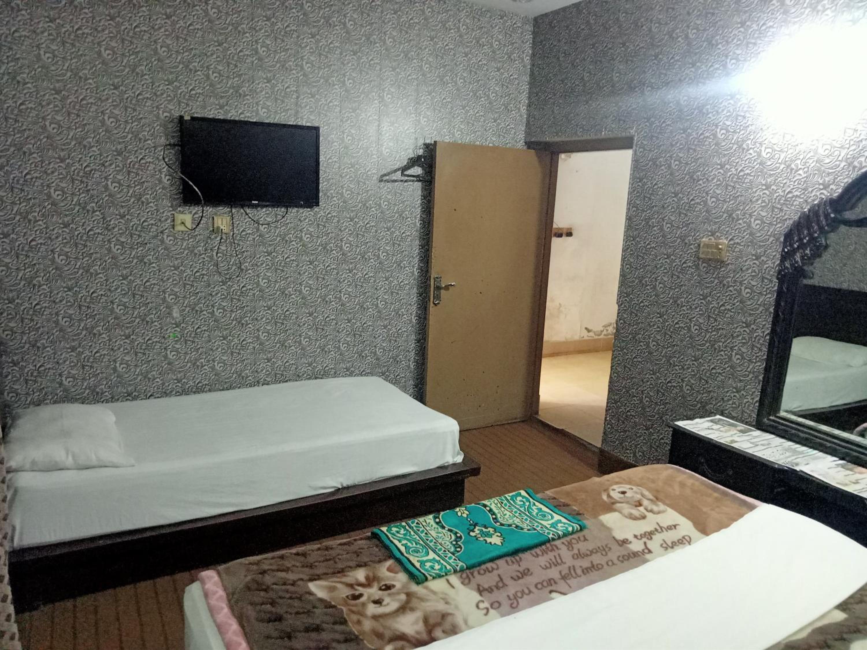 New White Rose Guest House