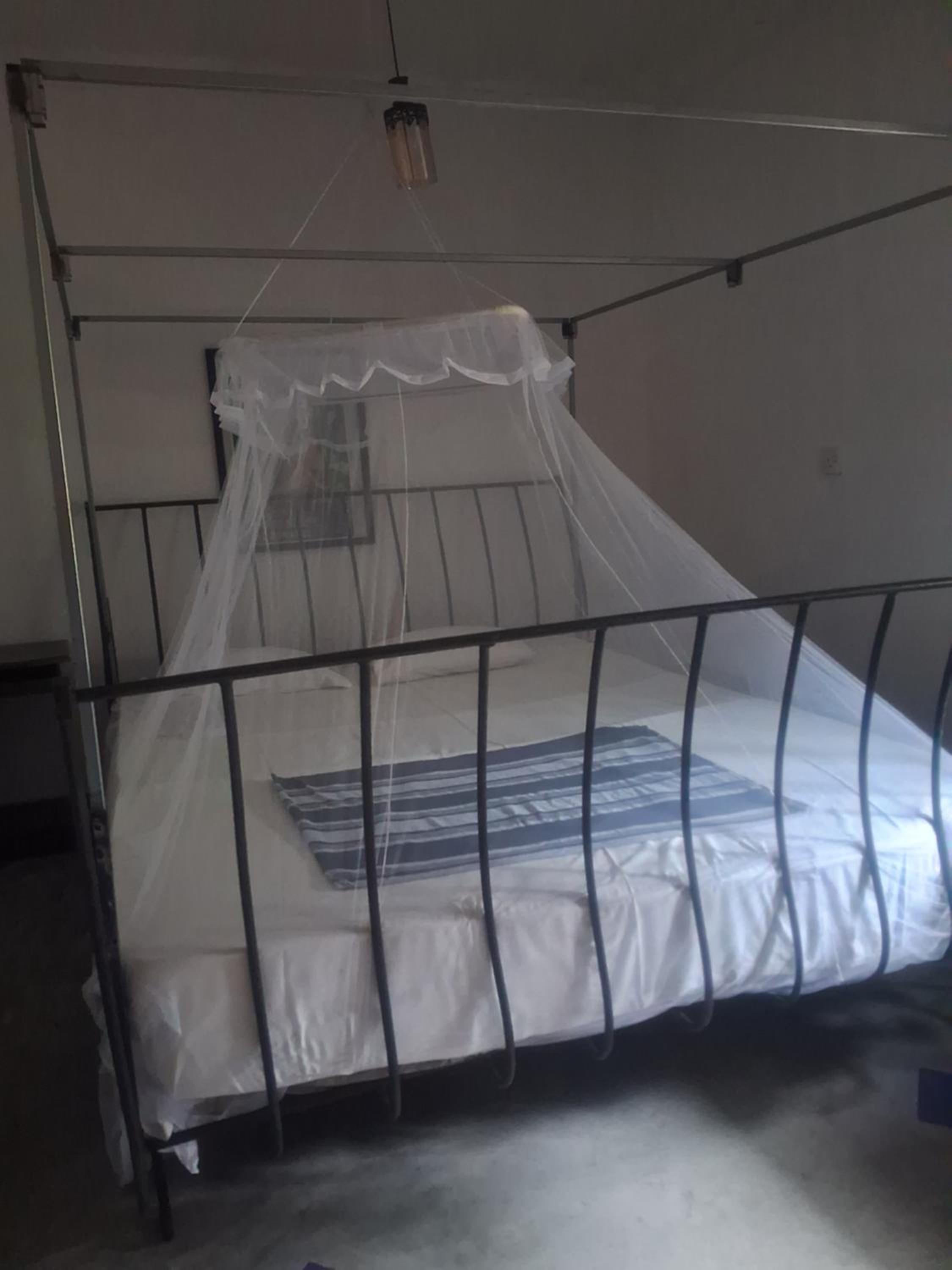 College House Cosy Room view 4