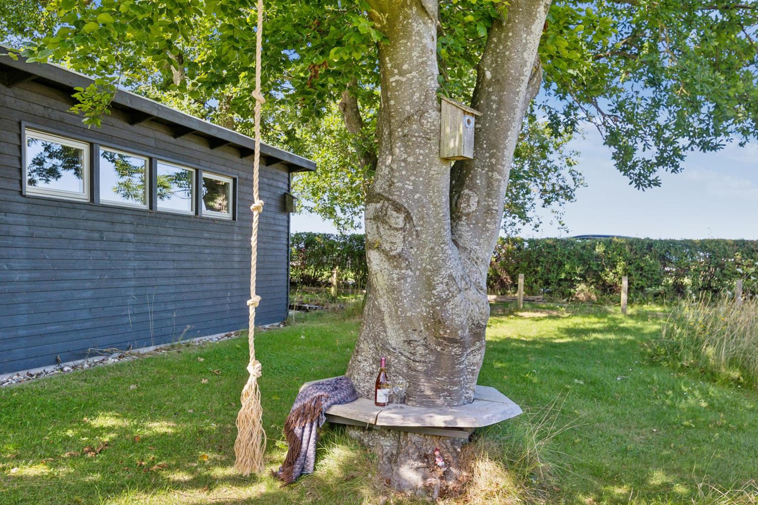 Hyggeligt Ældre Sommerhus Med Havudsigt Ved Gjerrild Strand