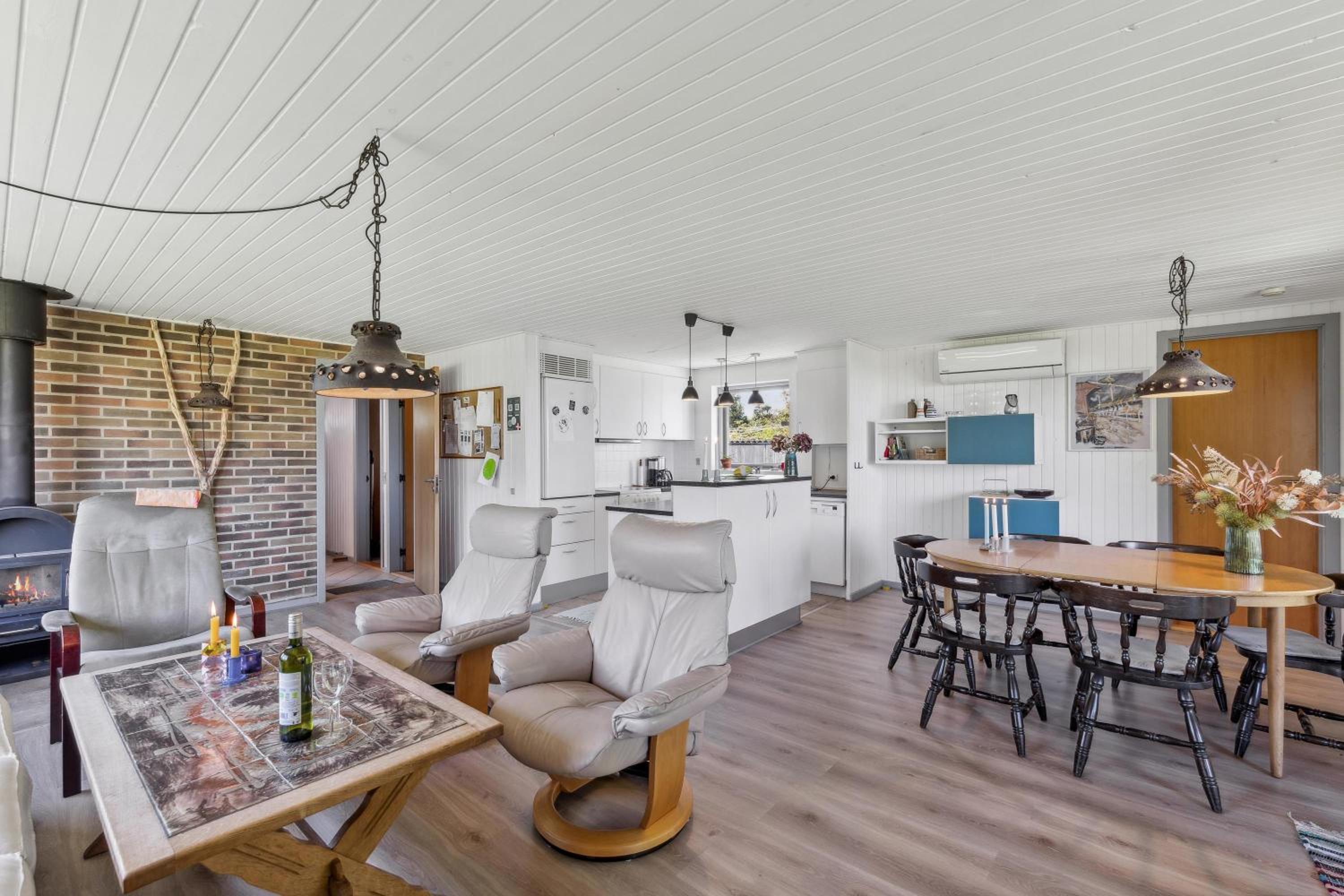 Hyggeligt Ældre Sommerhus Med Havudsigt Ved Gjerrild Strand