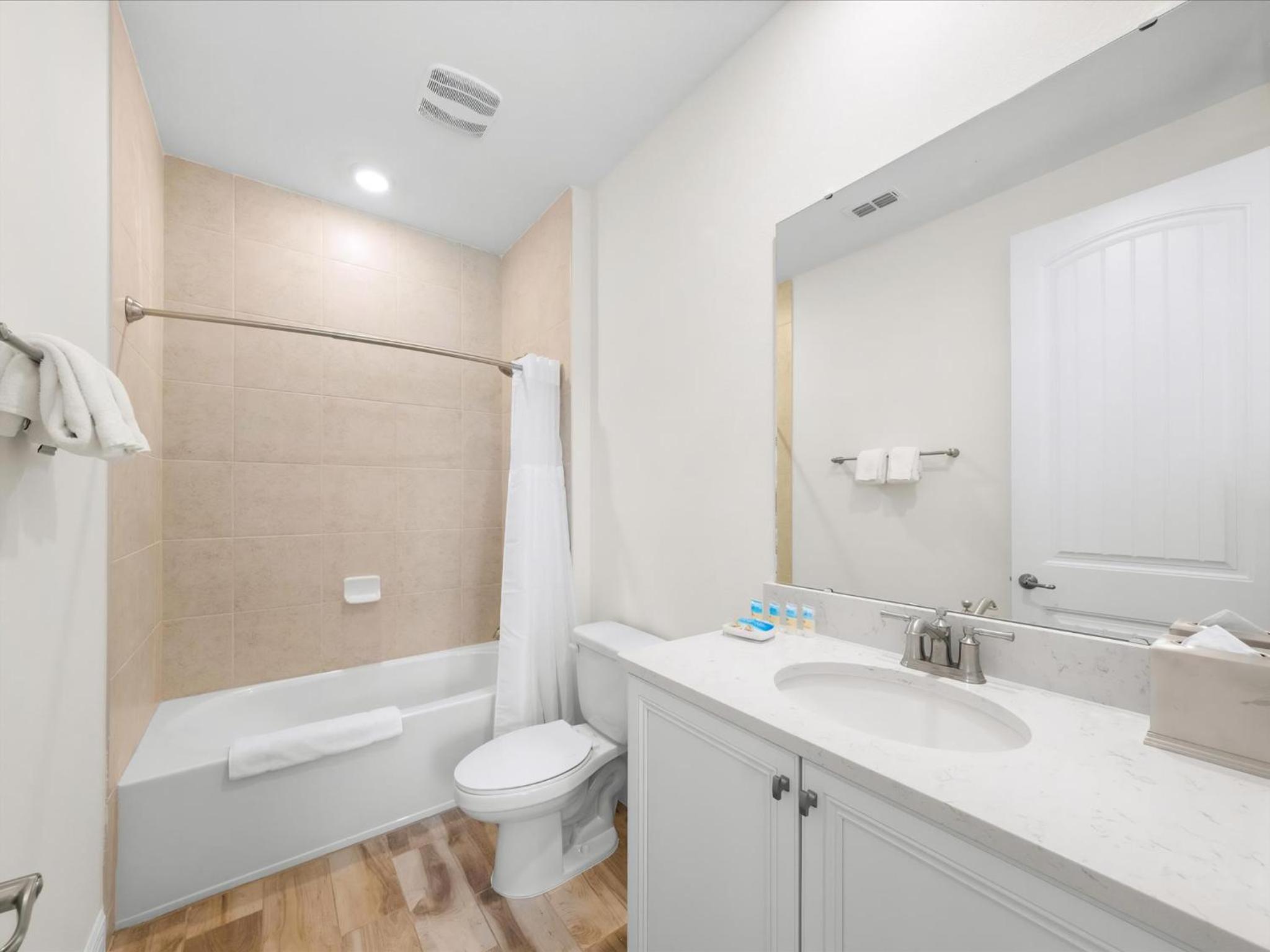 Bright Villa Near Disney With Margaritaville Resort & Island H20 Access - 8159Cp