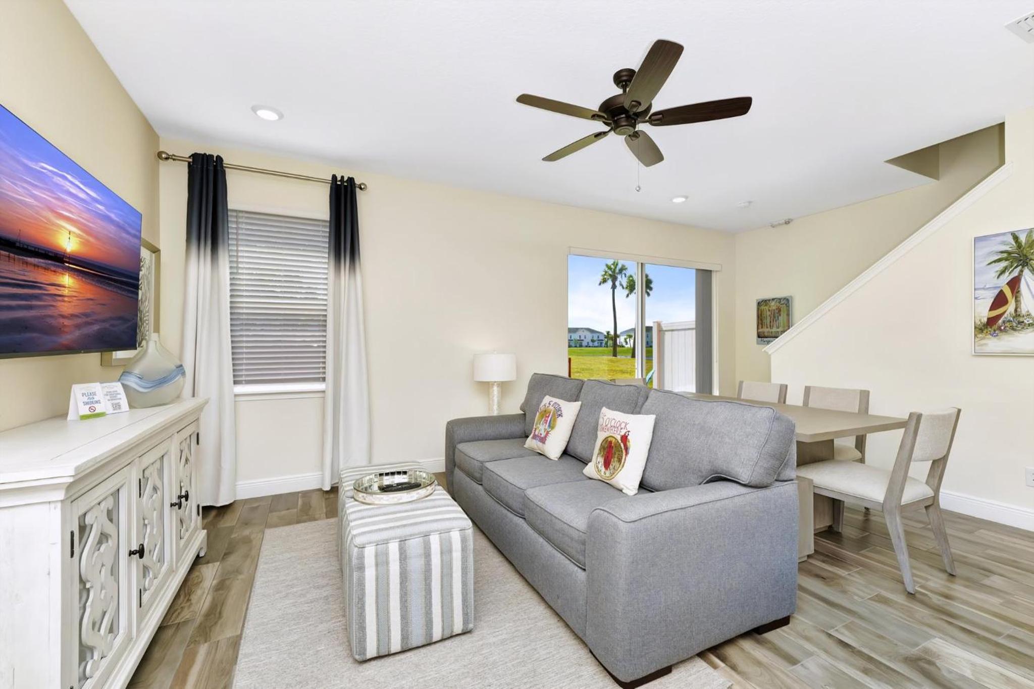 Comfy Villa Near Disney With Margaritaville Resort & Island H20 Access - 8189Su