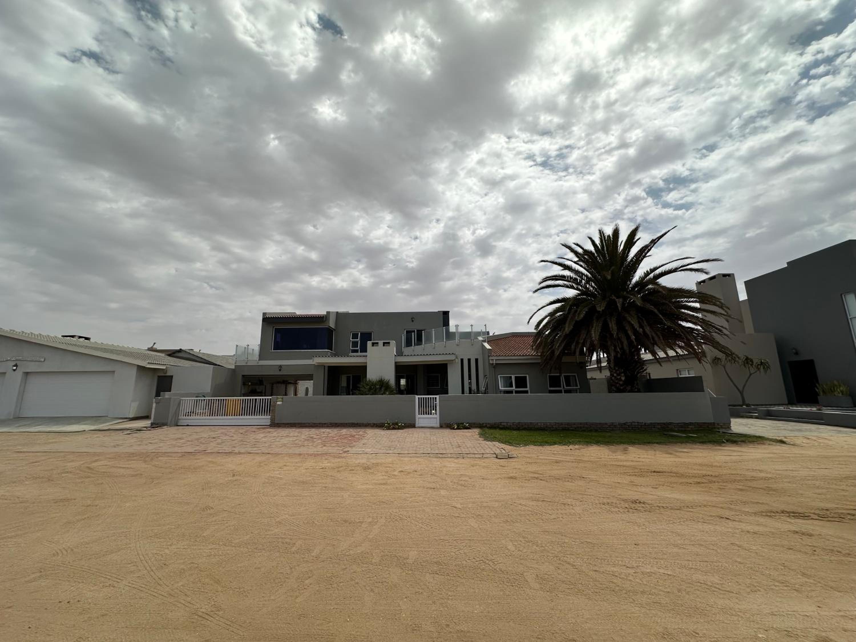 Photo 42
