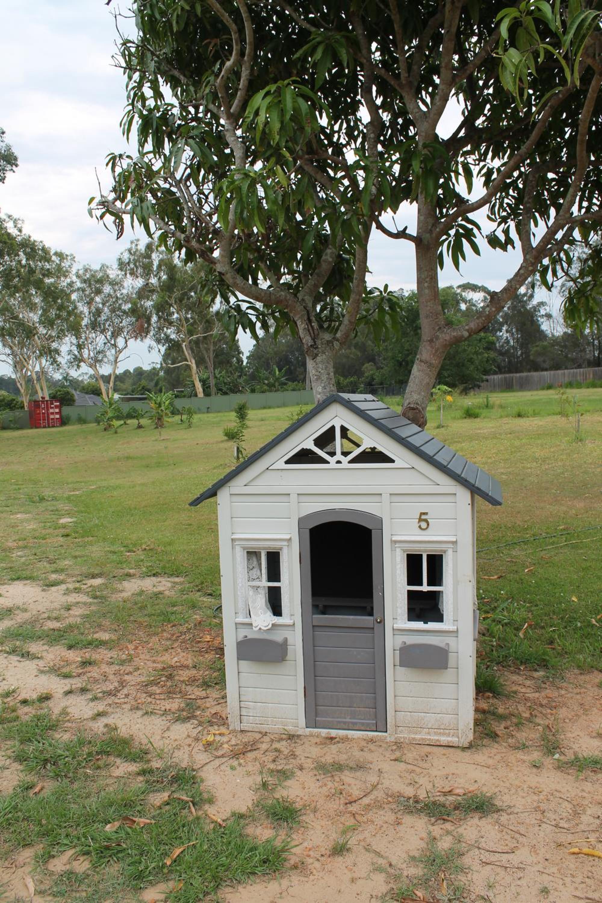 The Woodlands Hideaway - 2 Bedroom Modern Acreage Guesthouse