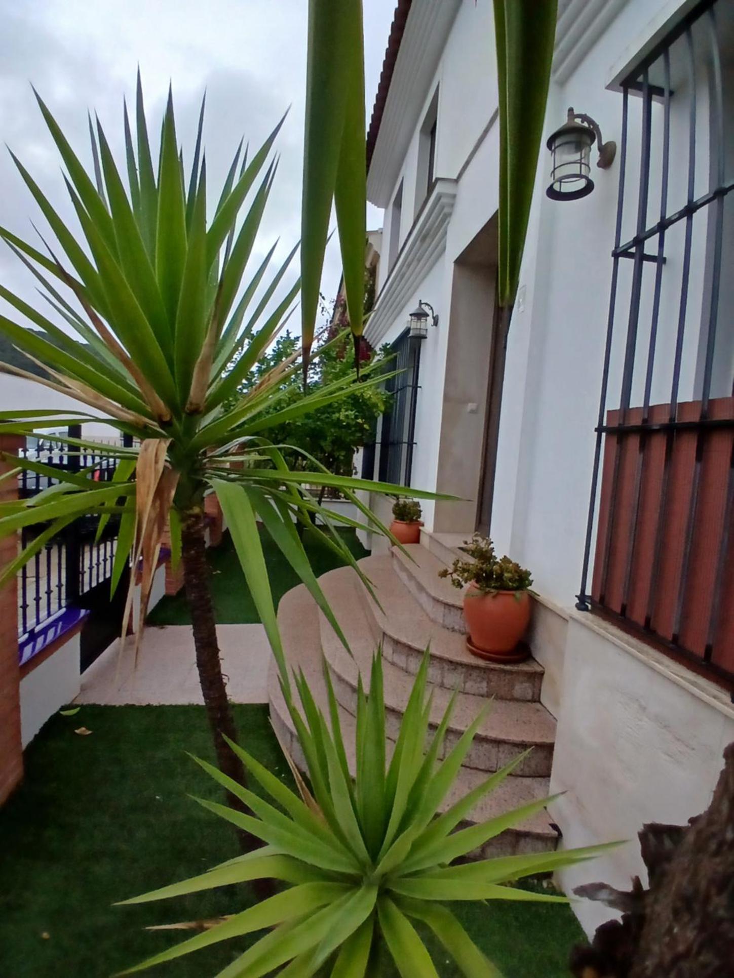 CasaManuelaMonesterio