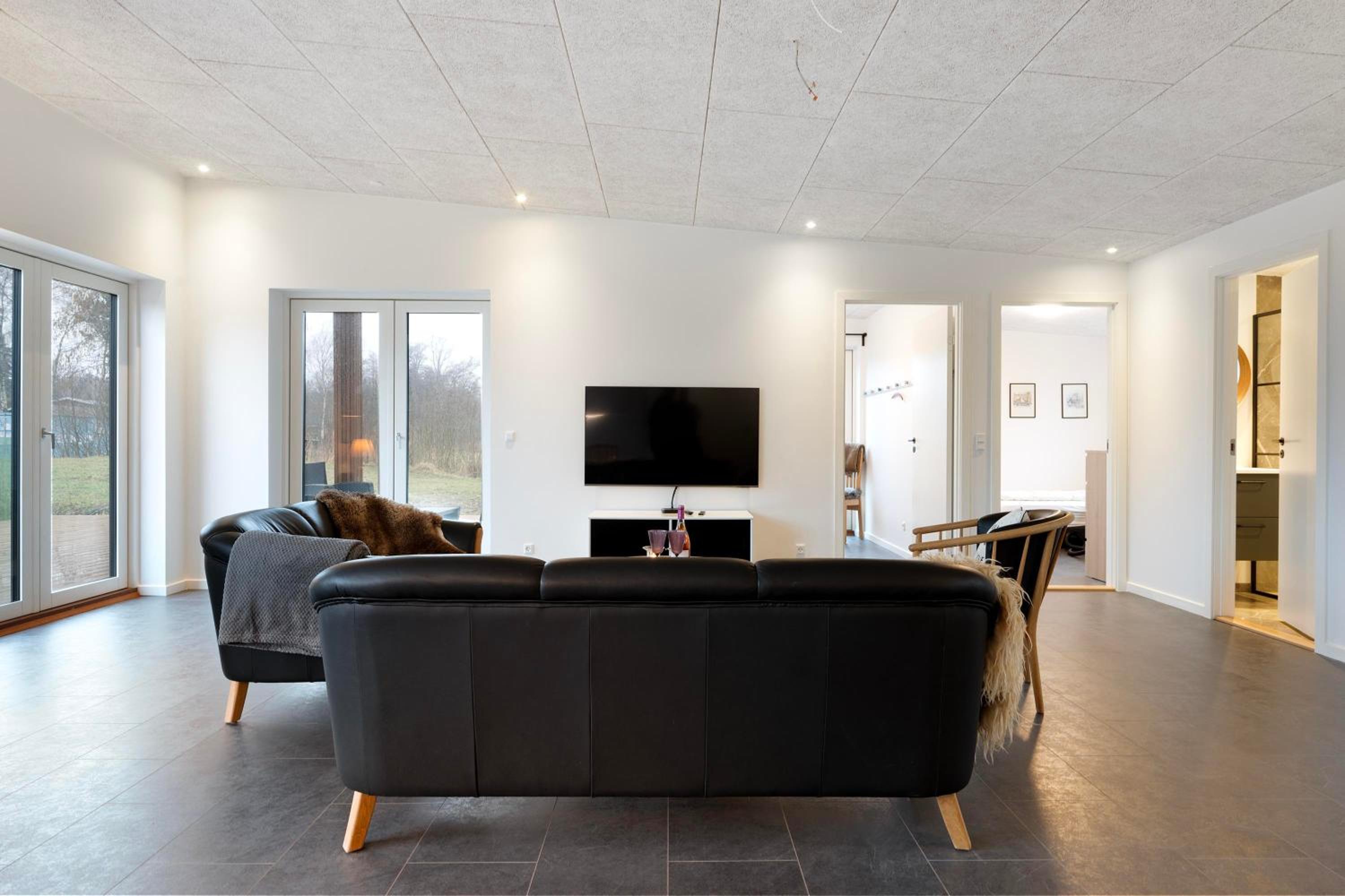Newly Built Holiday Home For 8 People Close To Ebeltoft view 4