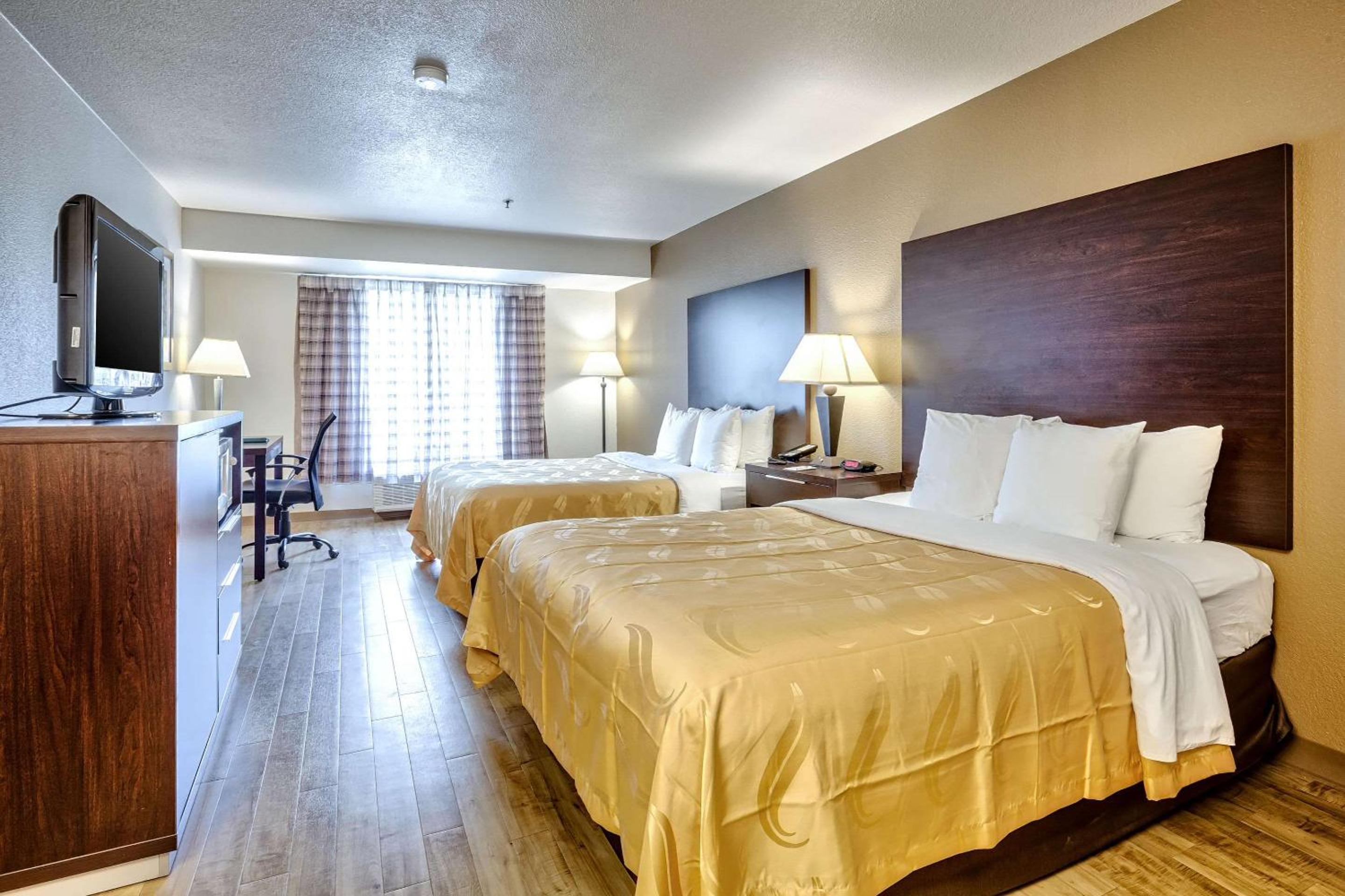 Vallejo Vacations - Quality Inn near Six Flags Discovery Kingdom-Napa Valley - Property Image 13