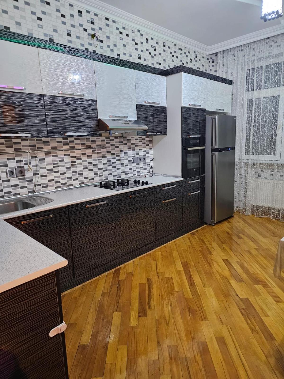 For COP29 - Cozy Spacious Apartment
