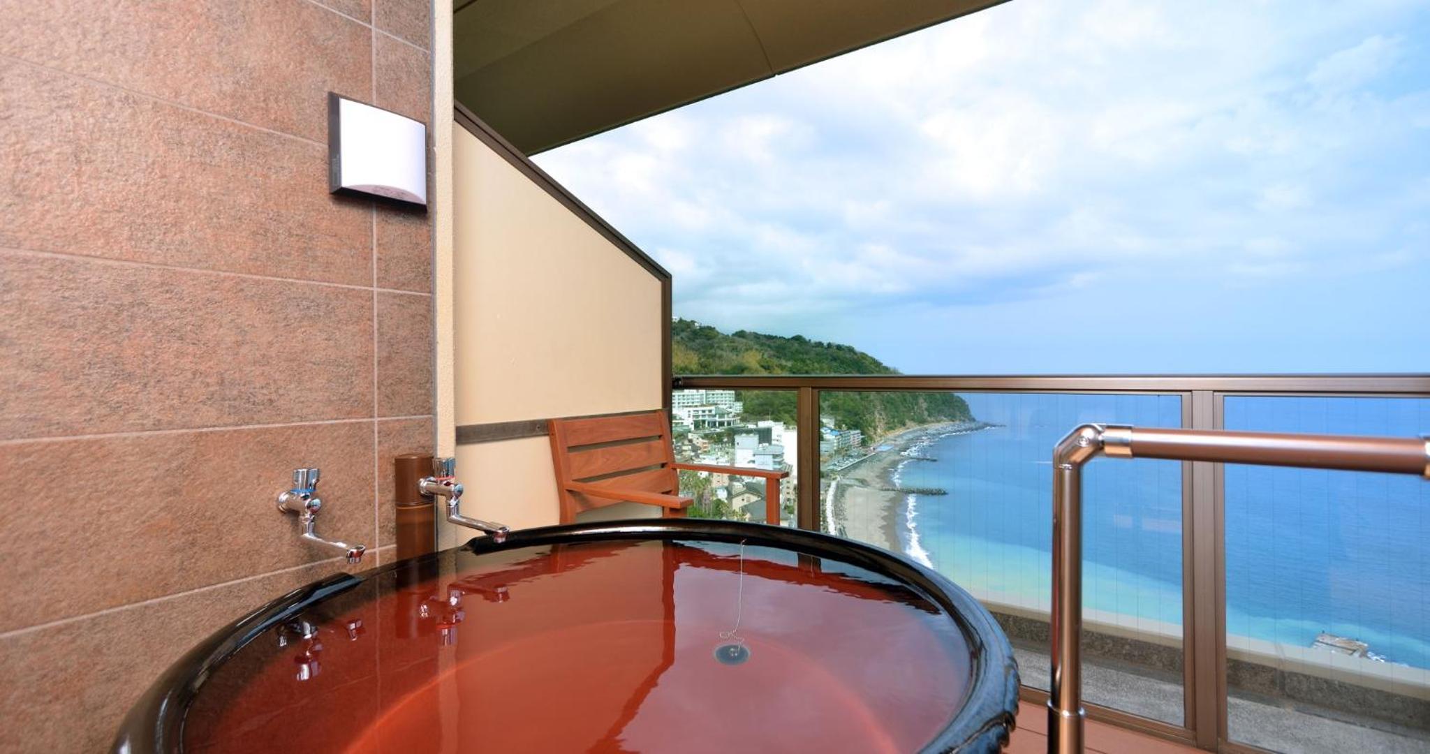 IZU RETREAT by Onko Chishin