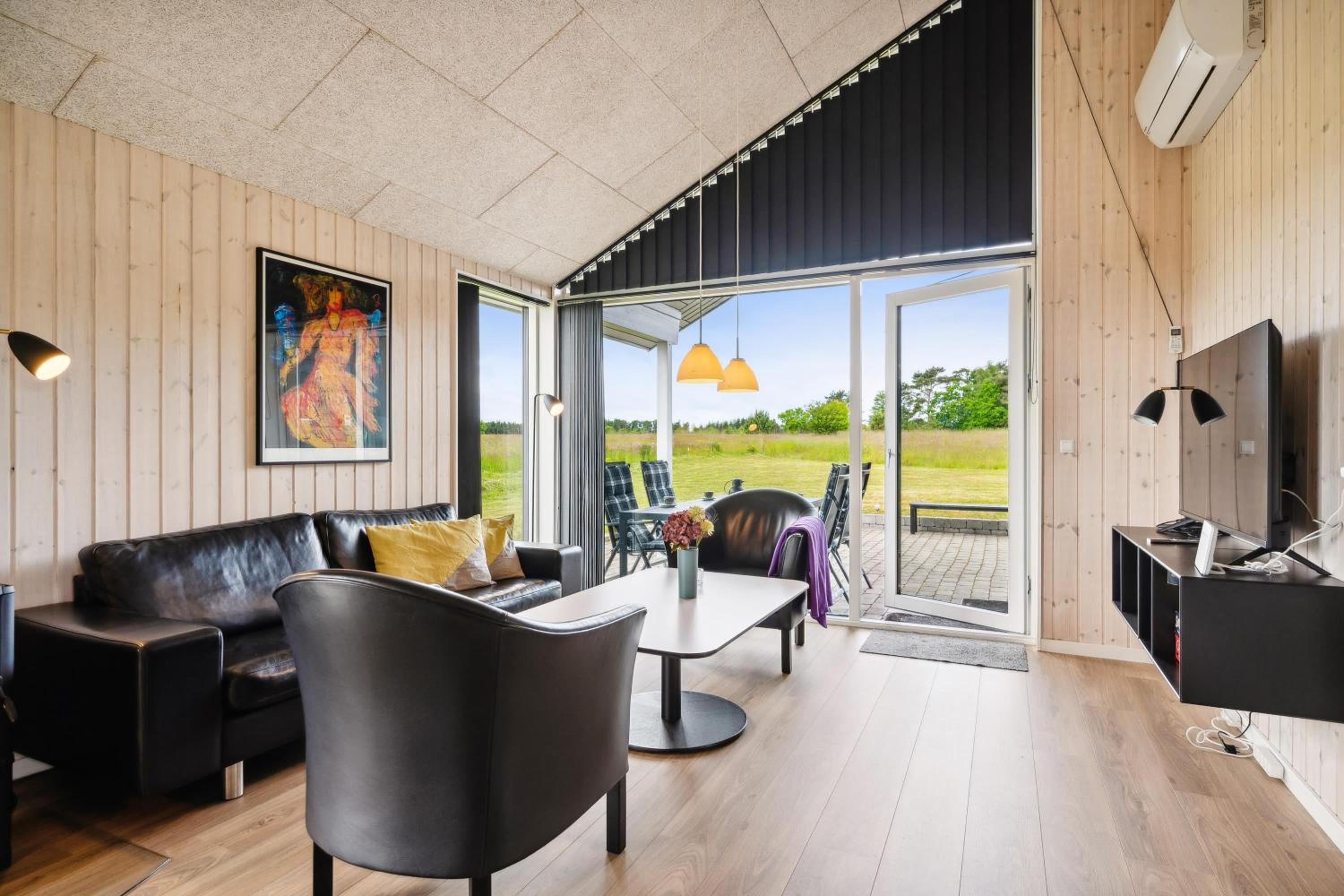 Modern And Stylish Holiday Home Near Gjerrild Nordstrand view 4